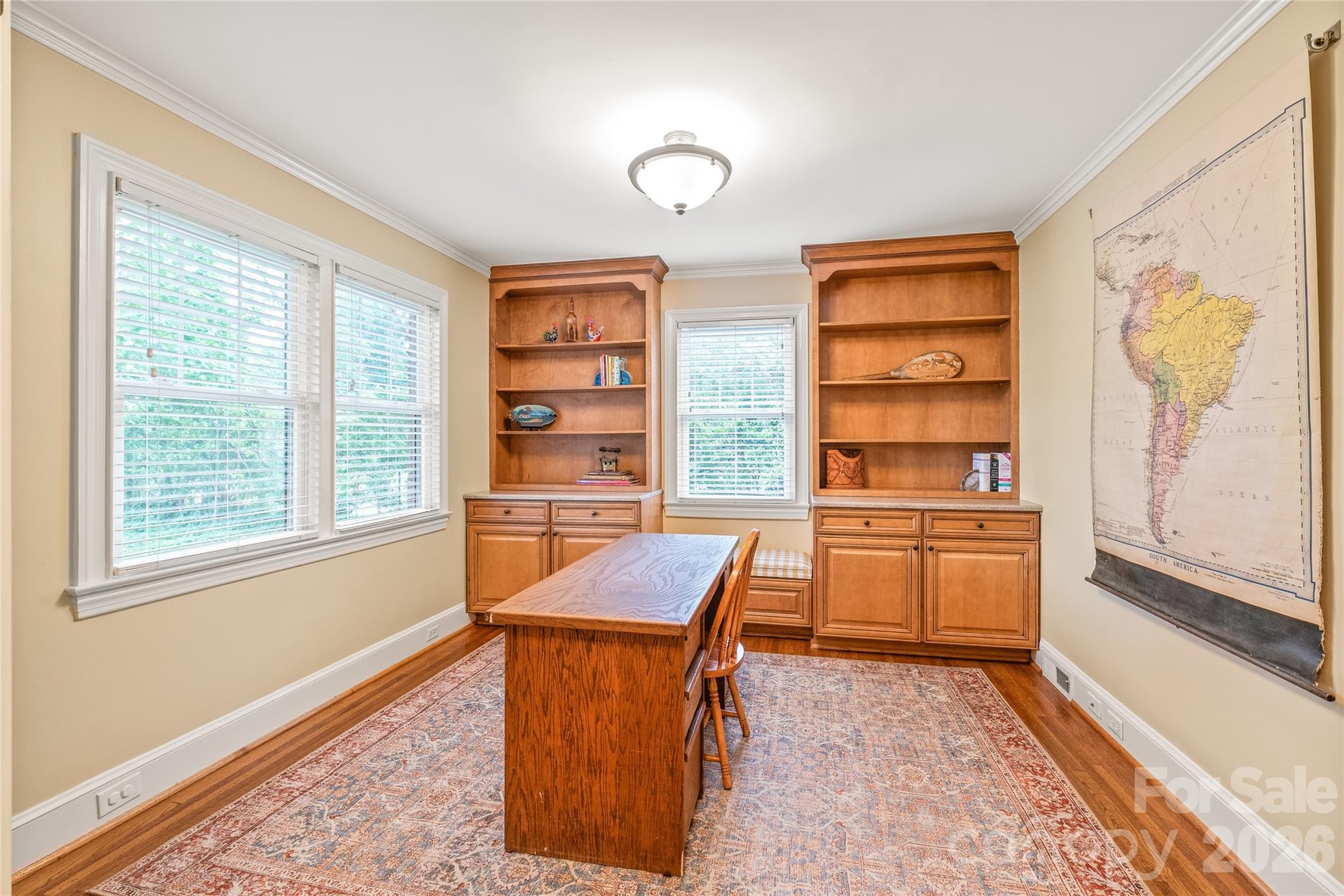 600 S Central Avenue — Belmont