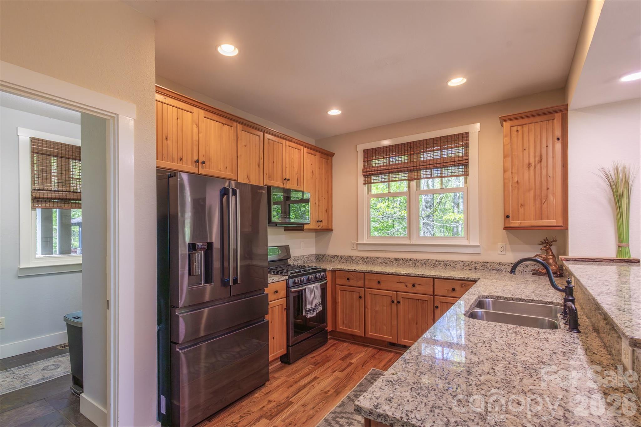 83 Allspice Court — Tuckasegee