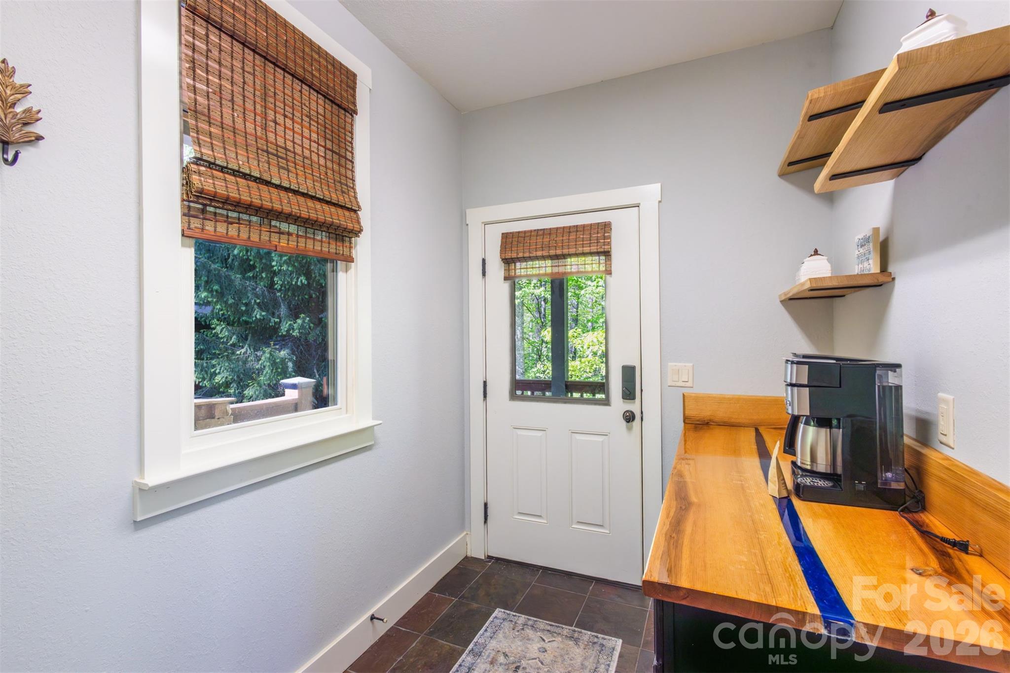 83 Allspice Court — Tuckasegee