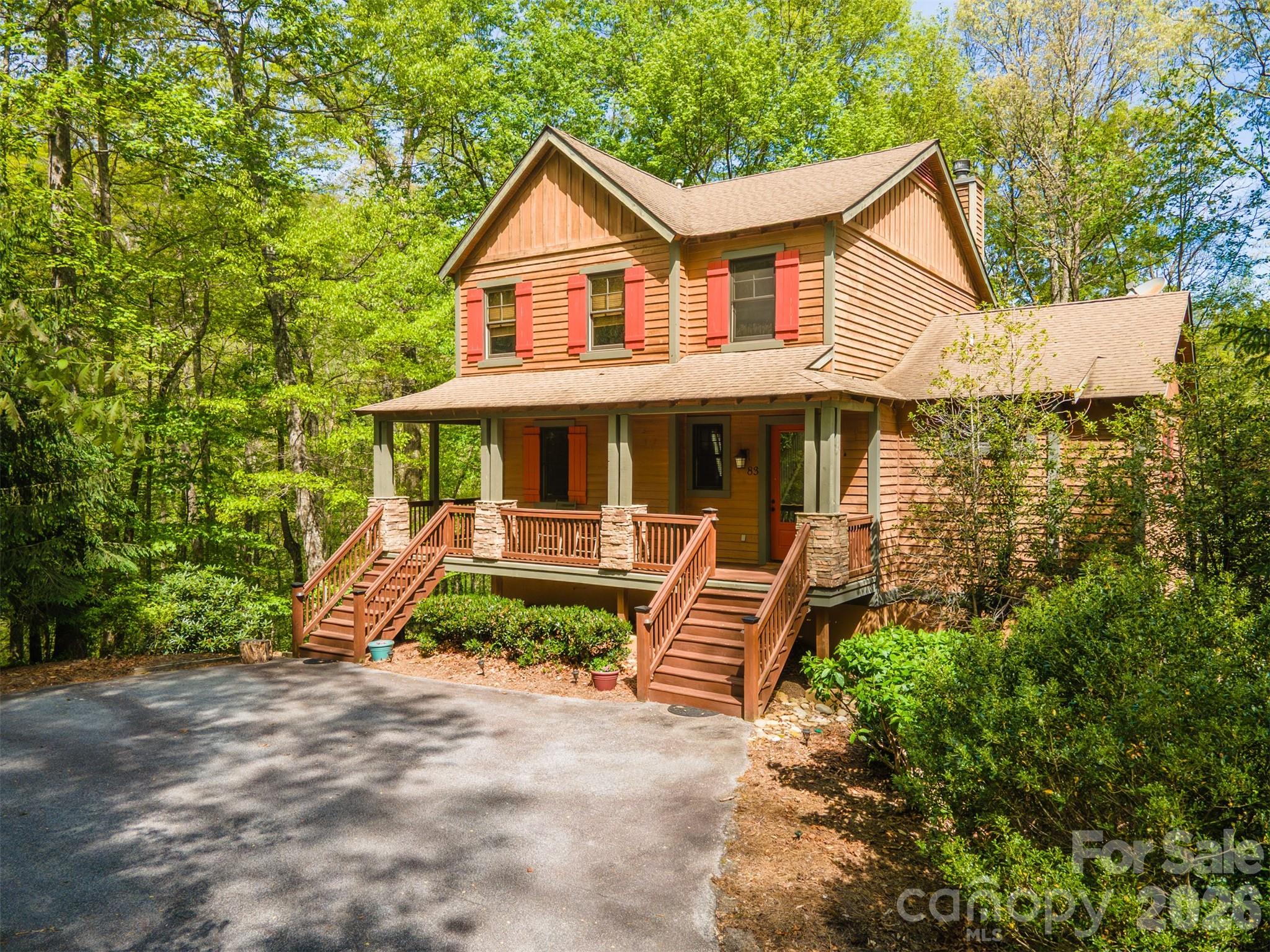 83 Allspice Court — Tuckasegee