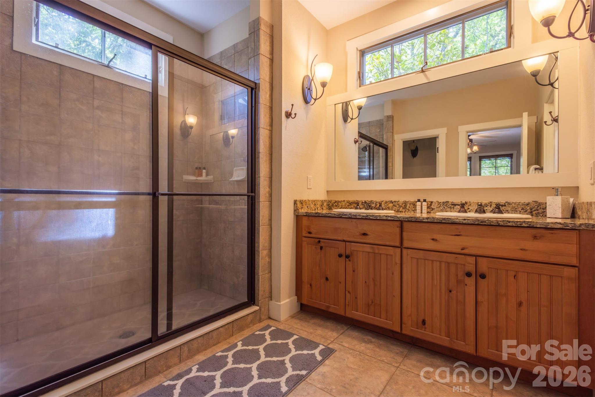 83 Allspice Court — Tuckasegee