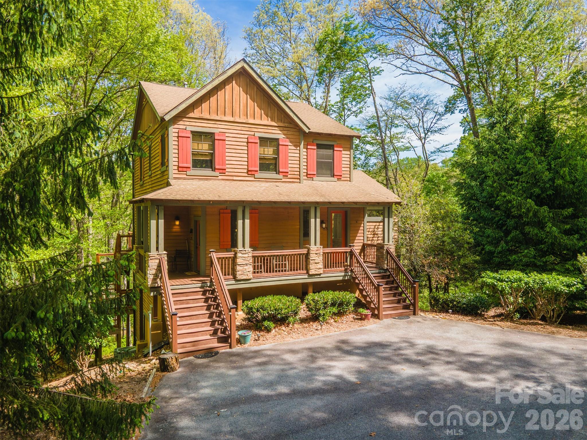 83 Allspice Court — Tuckasegee