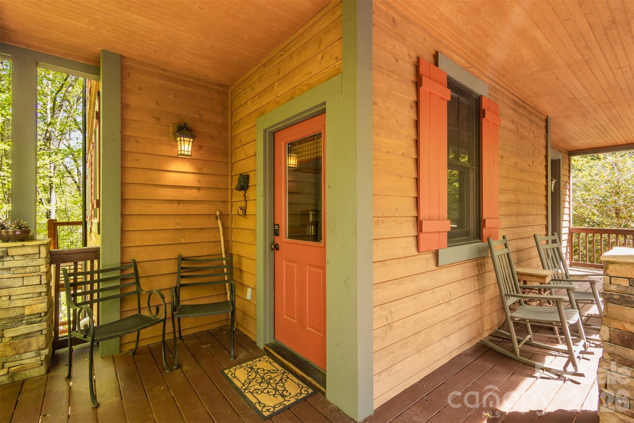 83 Allspice Court — Tuckasegee