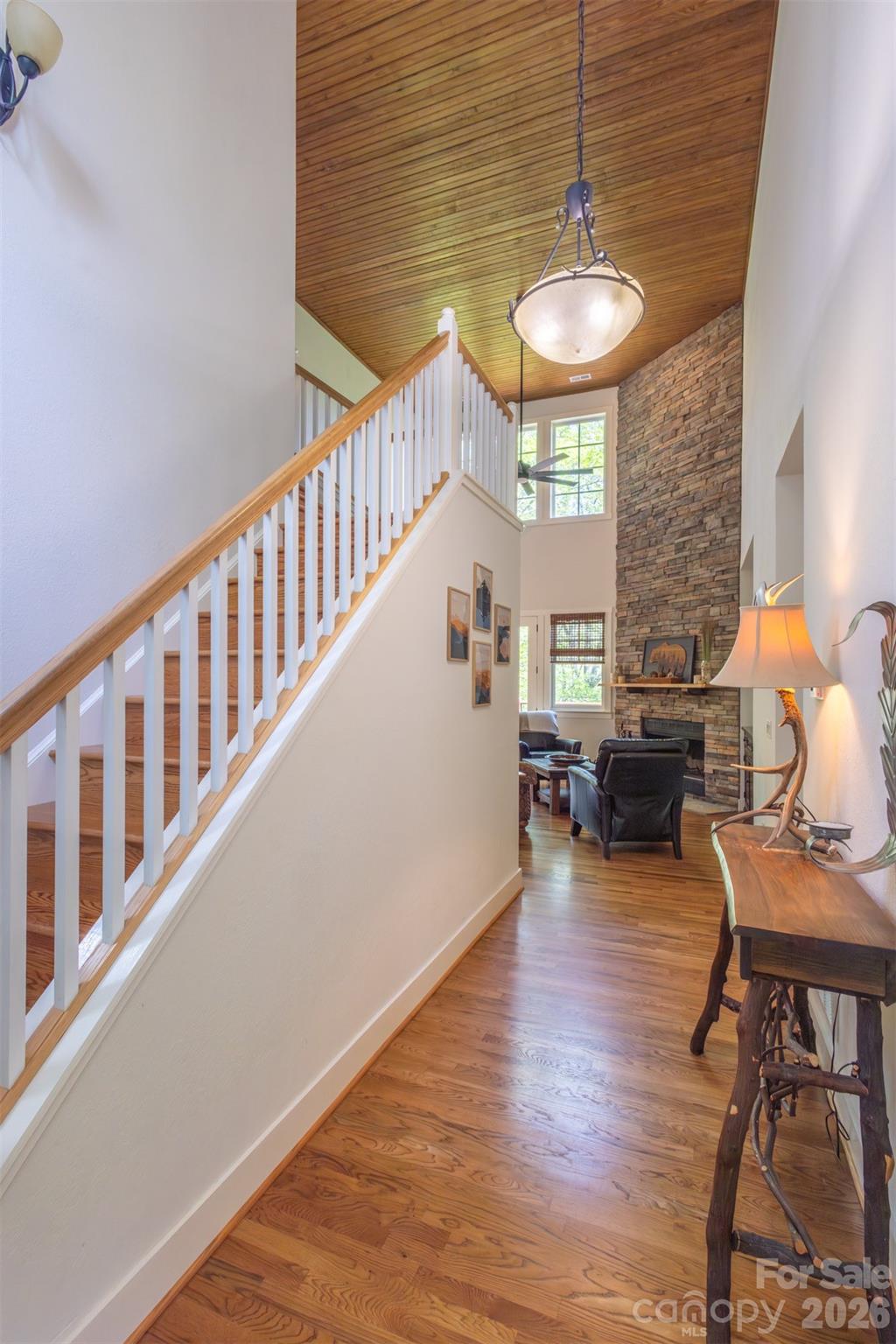 83 Allspice Court — Tuckasegee