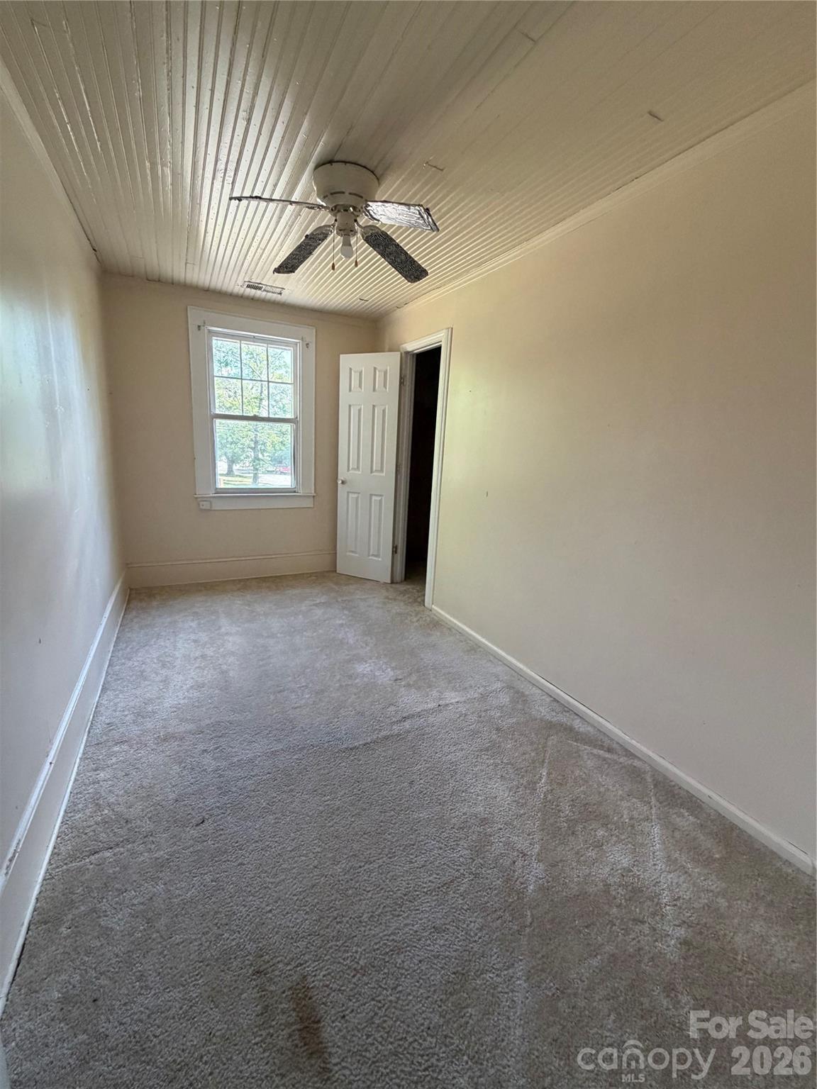 1101 E Pine Street — Lincolnton