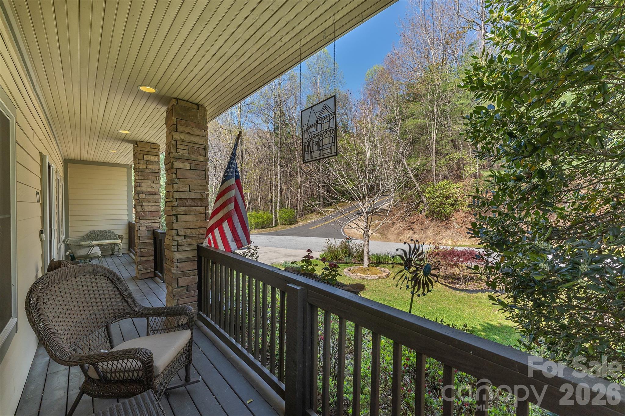 172 Sunny Ridge Road — Hendersonville