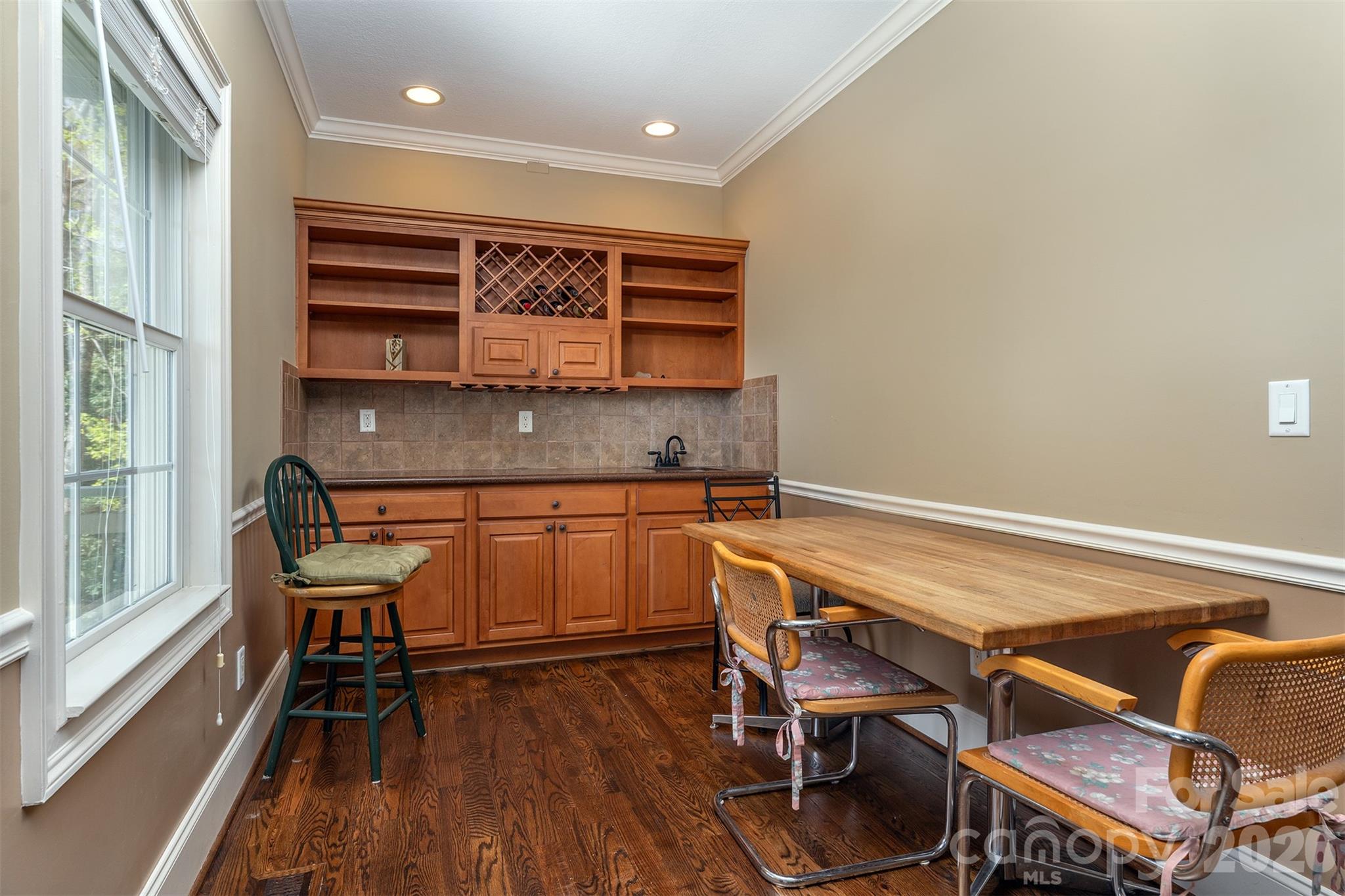 172 Sunny Ridge Road — Hendersonville