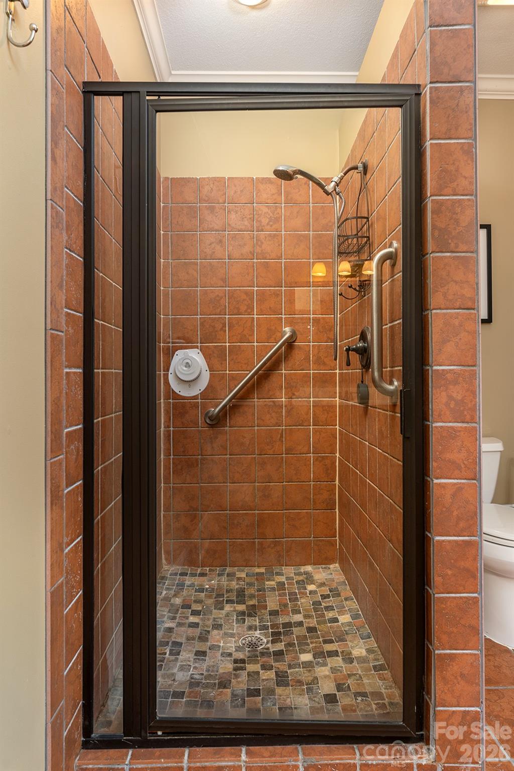 172 Sunny Ridge Road — Hendersonville