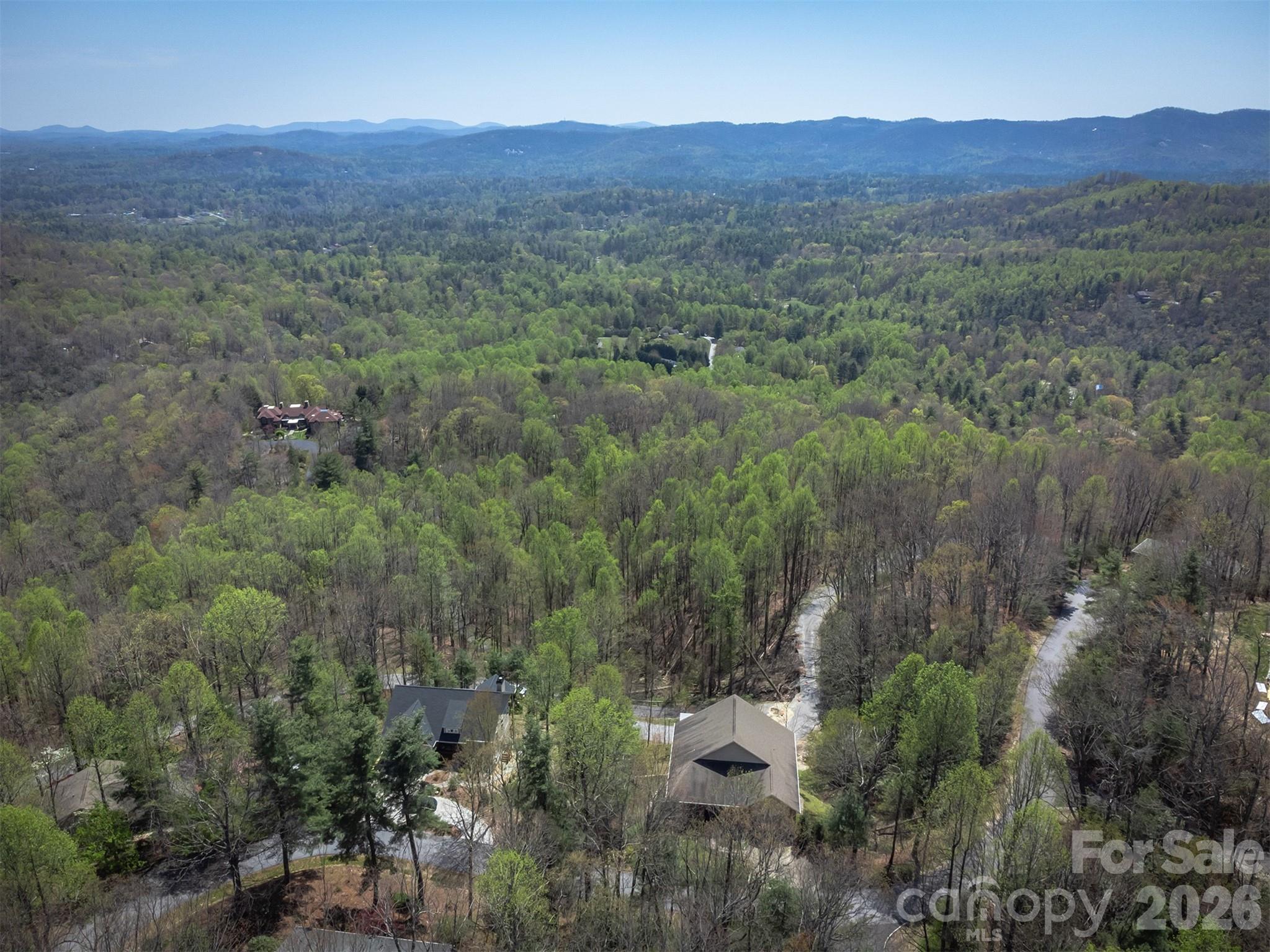 172 Sunny Ridge Road — Hendersonville