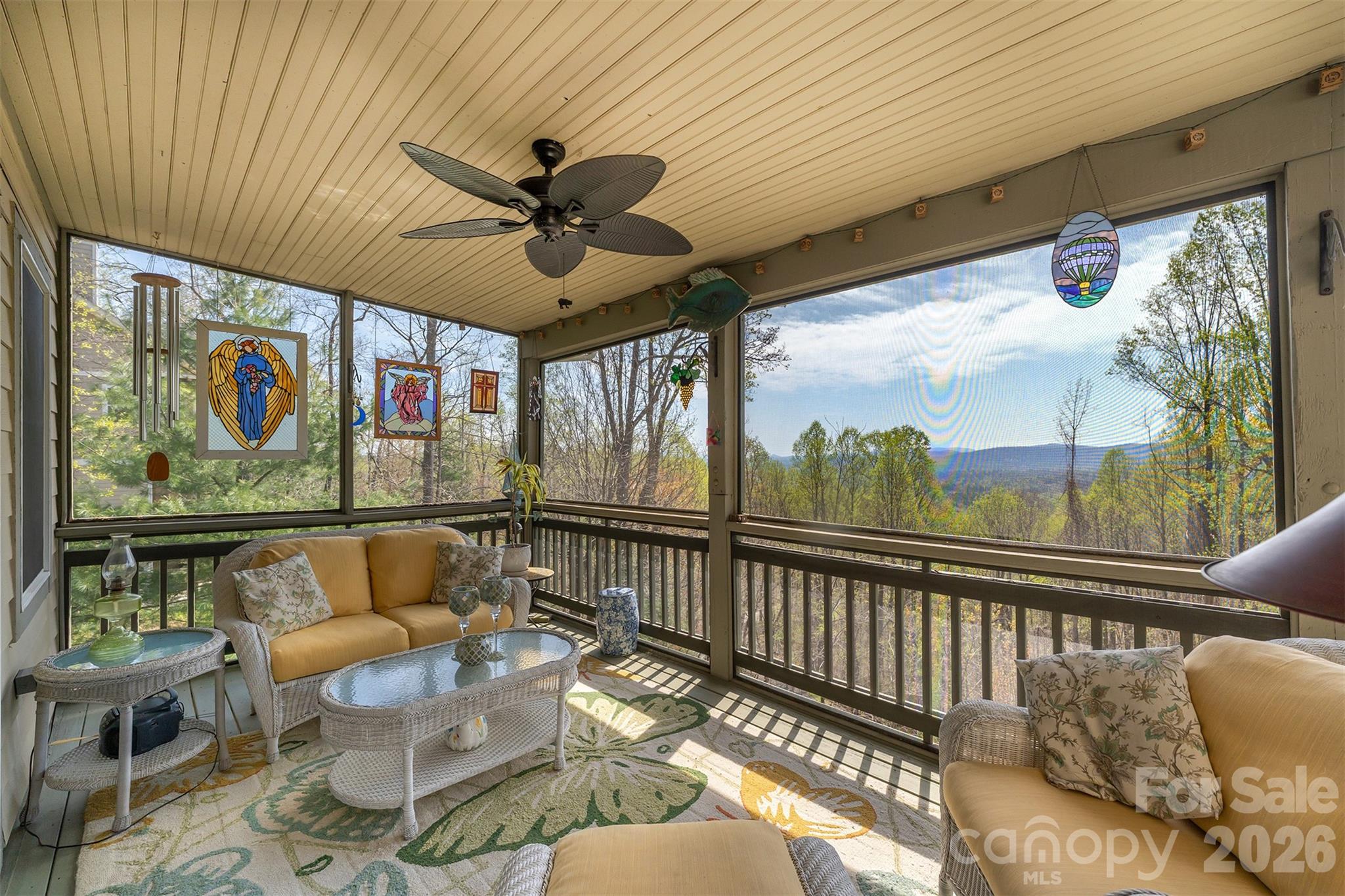 172 Sunny Ridge Road — Hendersonville