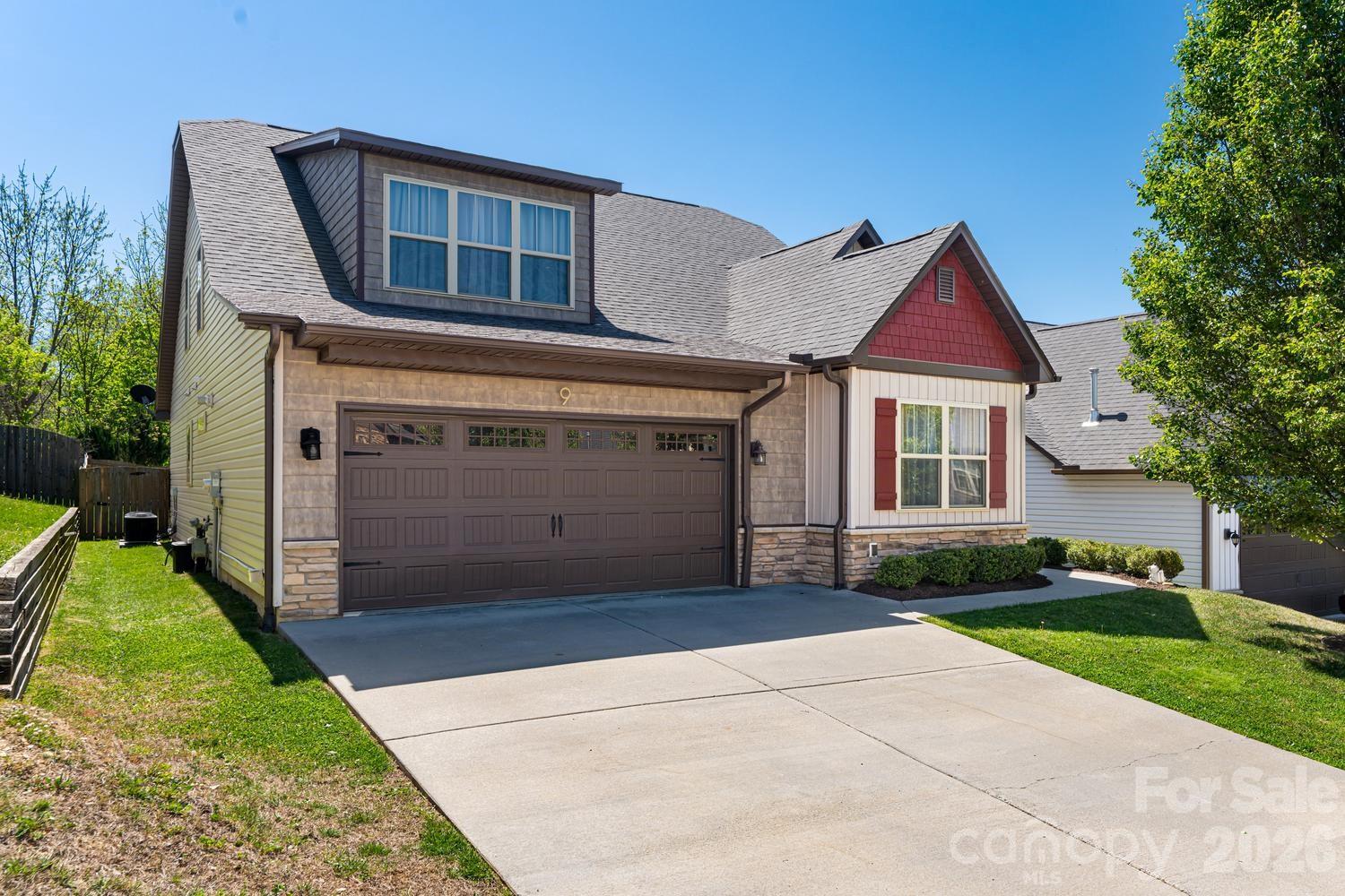 9 Partridge Berry Lane — Weaverville