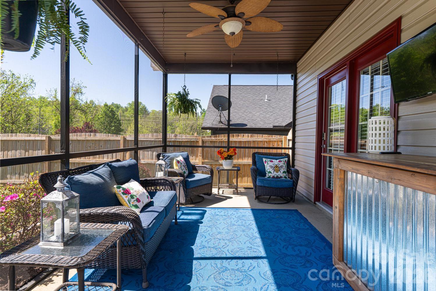 9 Partridge Berry Lane — Weaverville