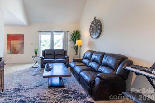 1050 21st Avenue Avenue NW #90 — Hickory
