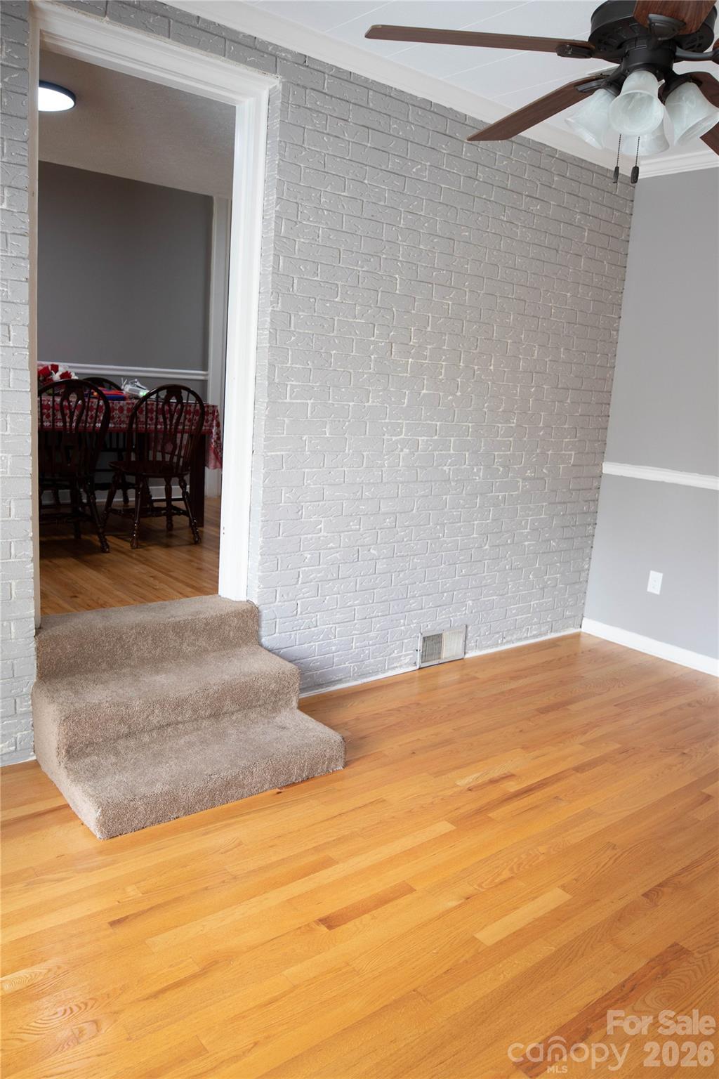 100 Woodward Avenue — Morganton