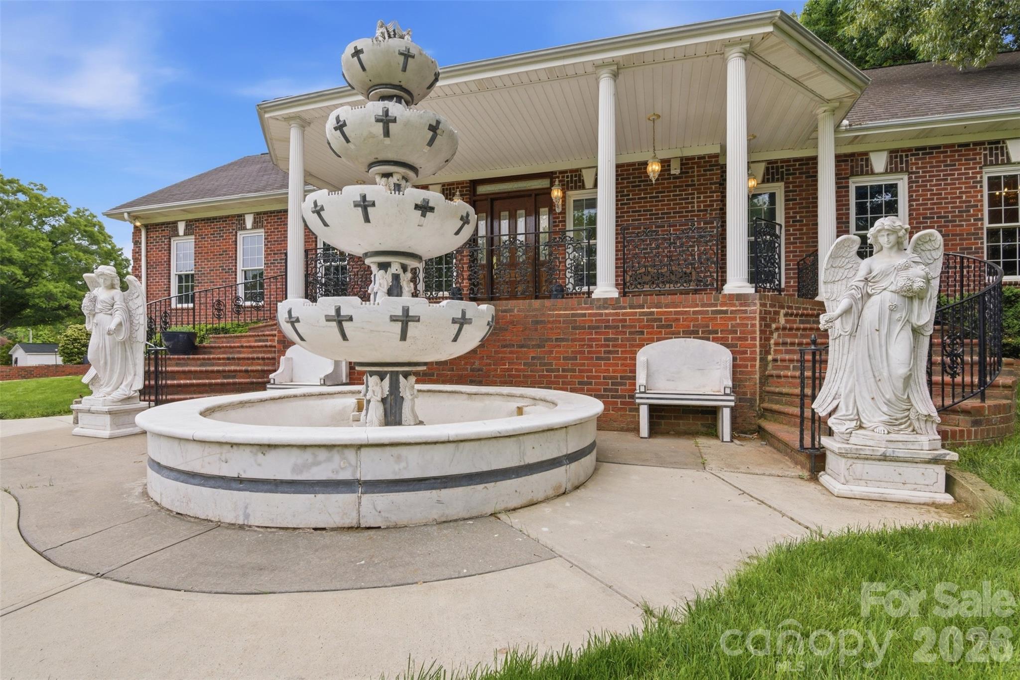 4900 Rocky River Road — Charlotte