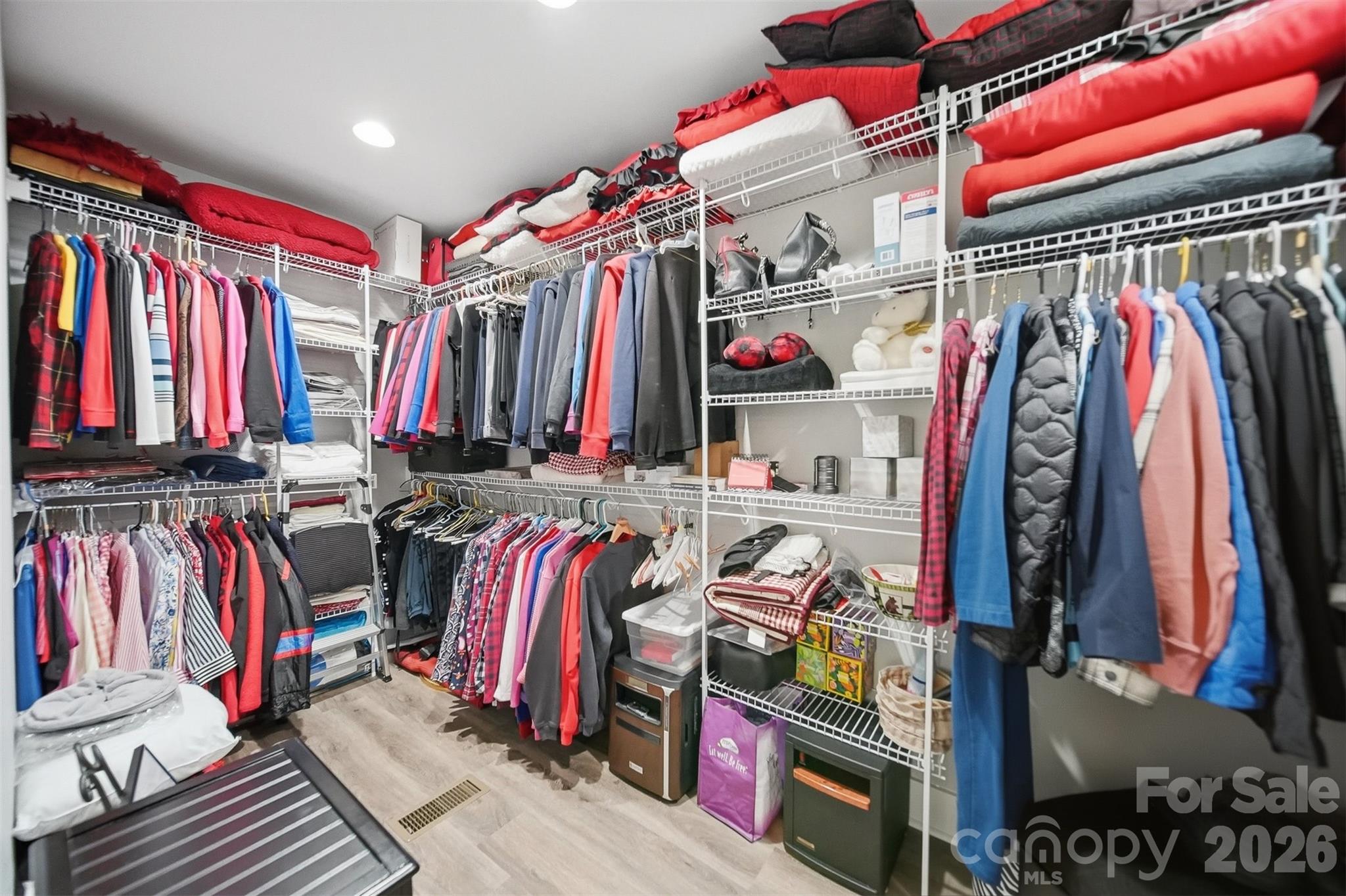 41 Emerson Court — Taylorsville