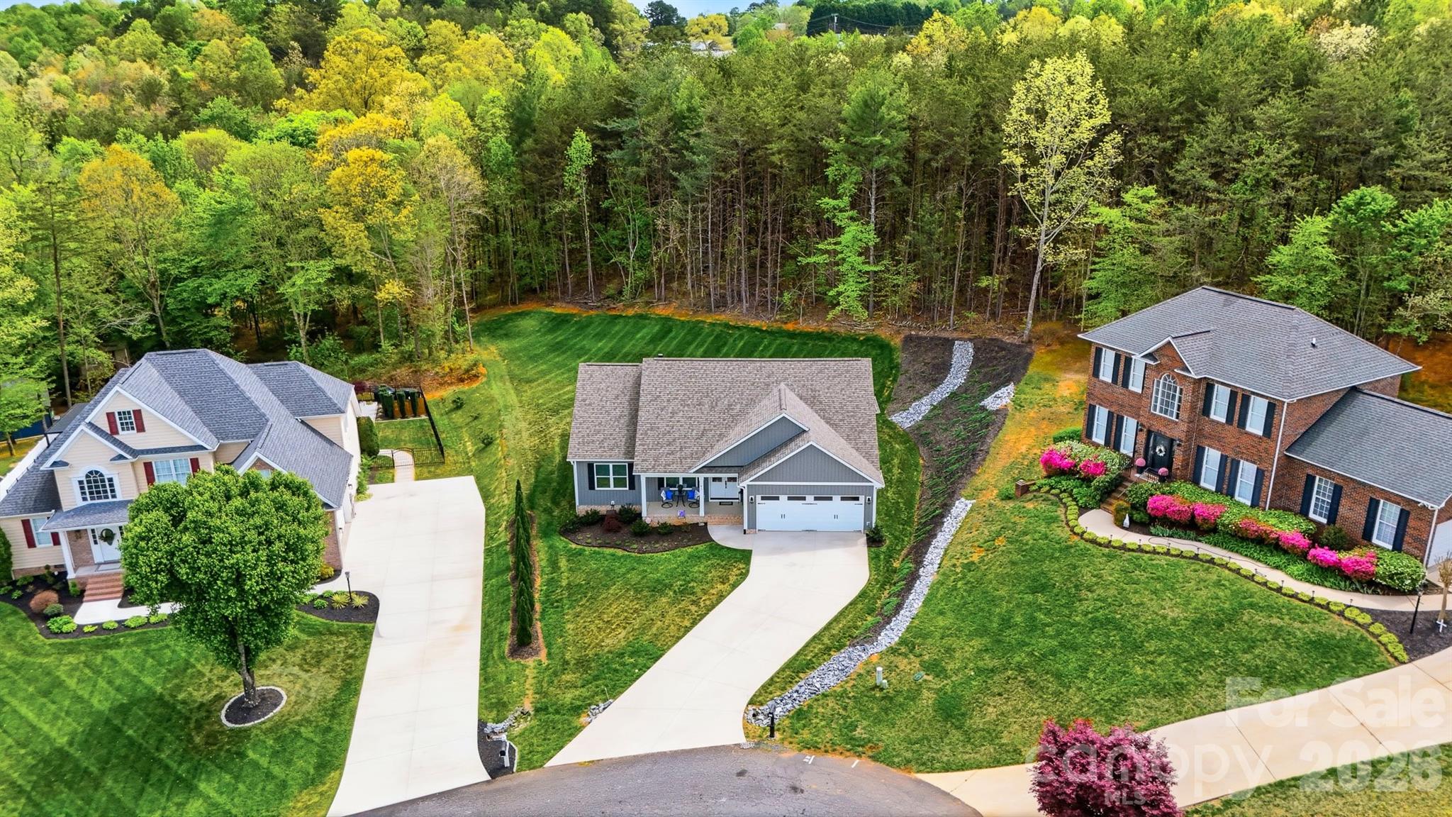 41 Emerson Court — Taylorsville