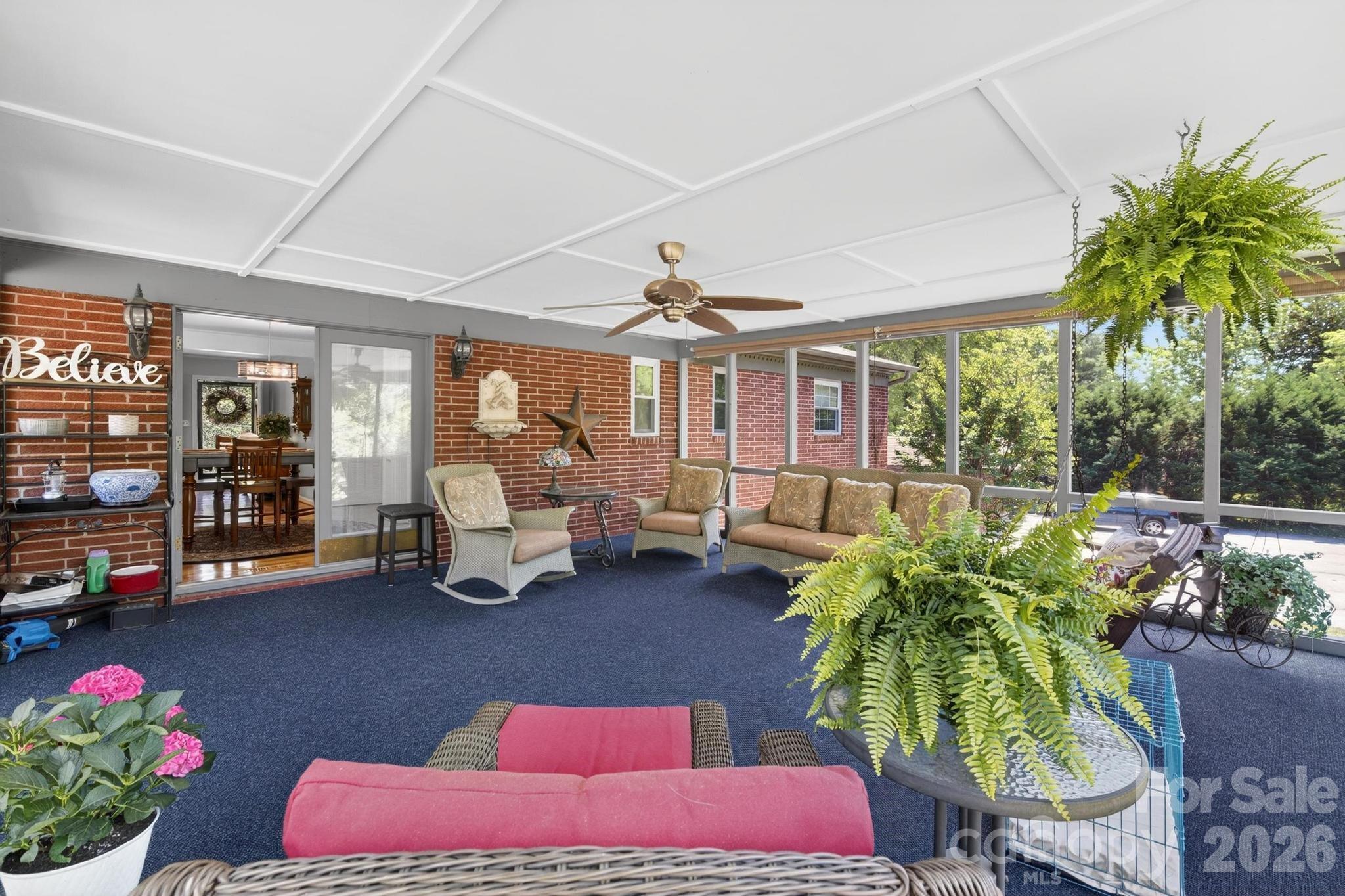 1818 Hickory Boulevard SW — Lenoir