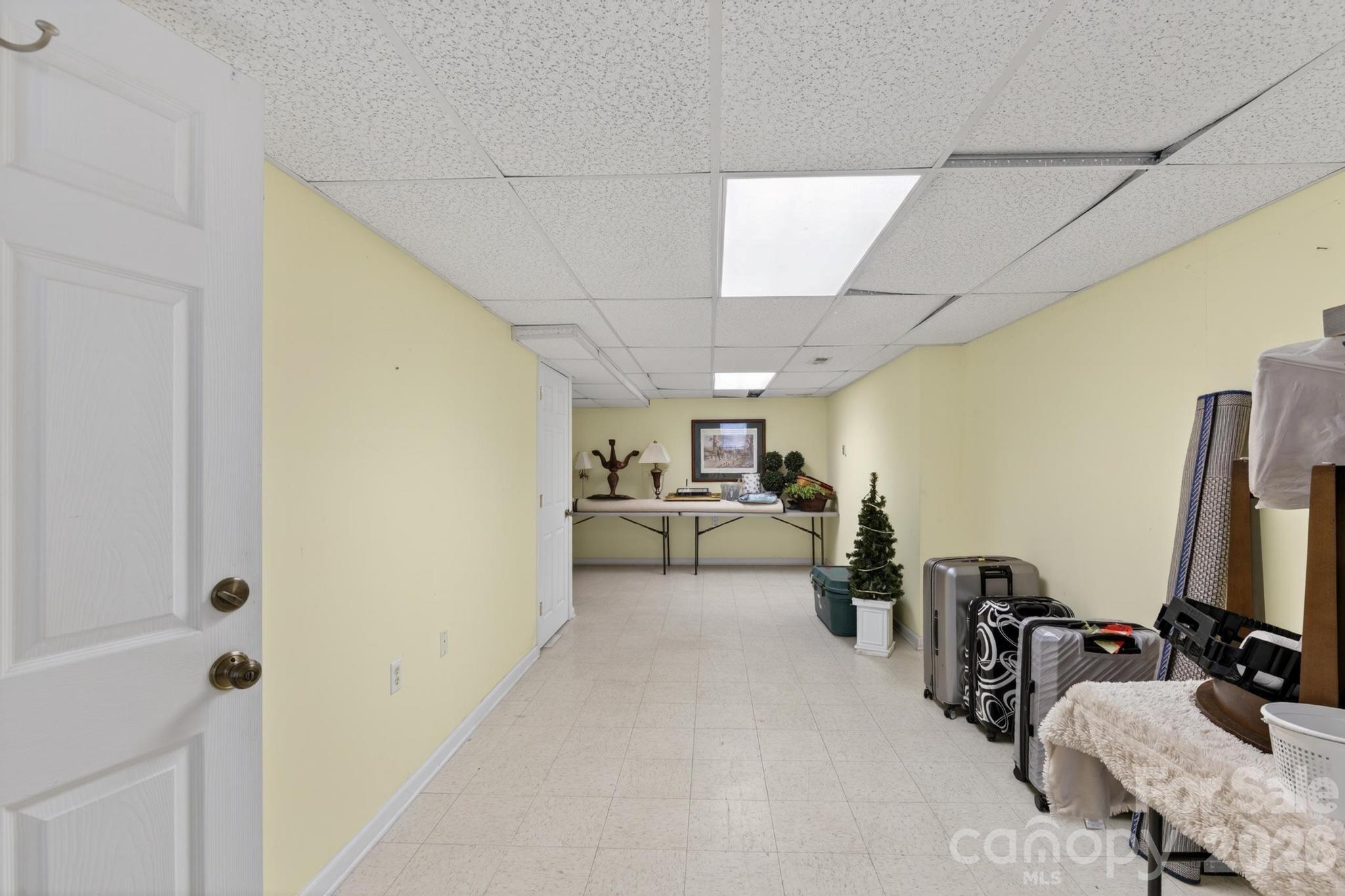 1818 Hickory Boulevard SW — Lenoir
