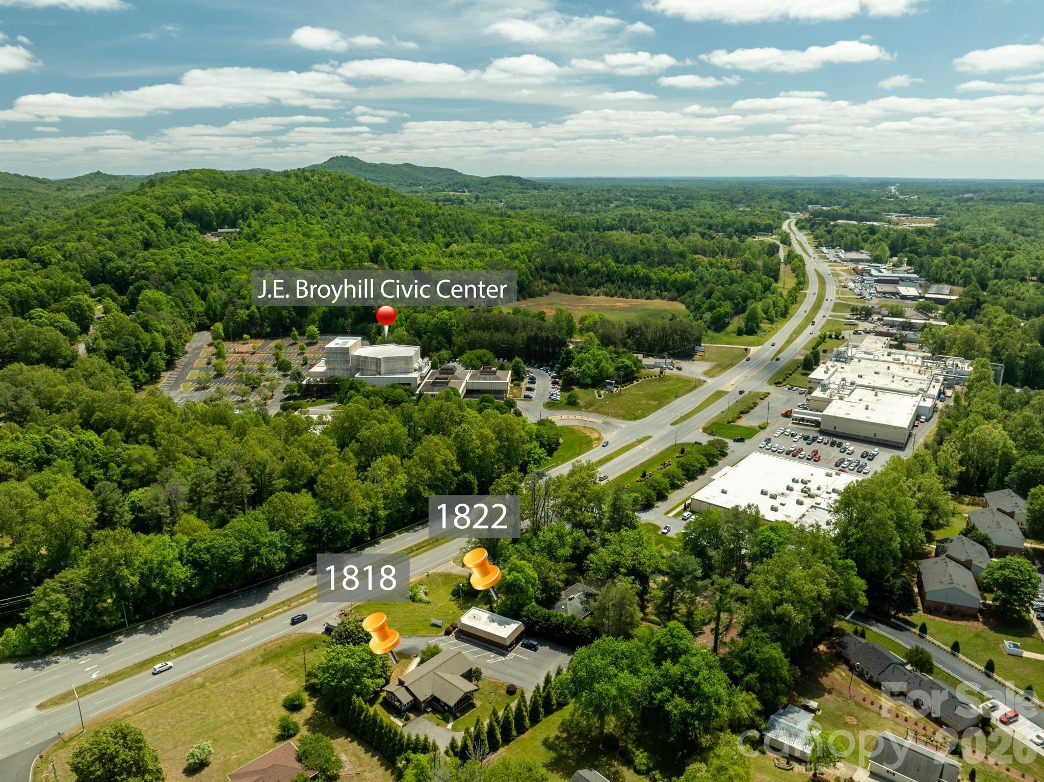 1818 Hickory Boulevard SW — Lenoir