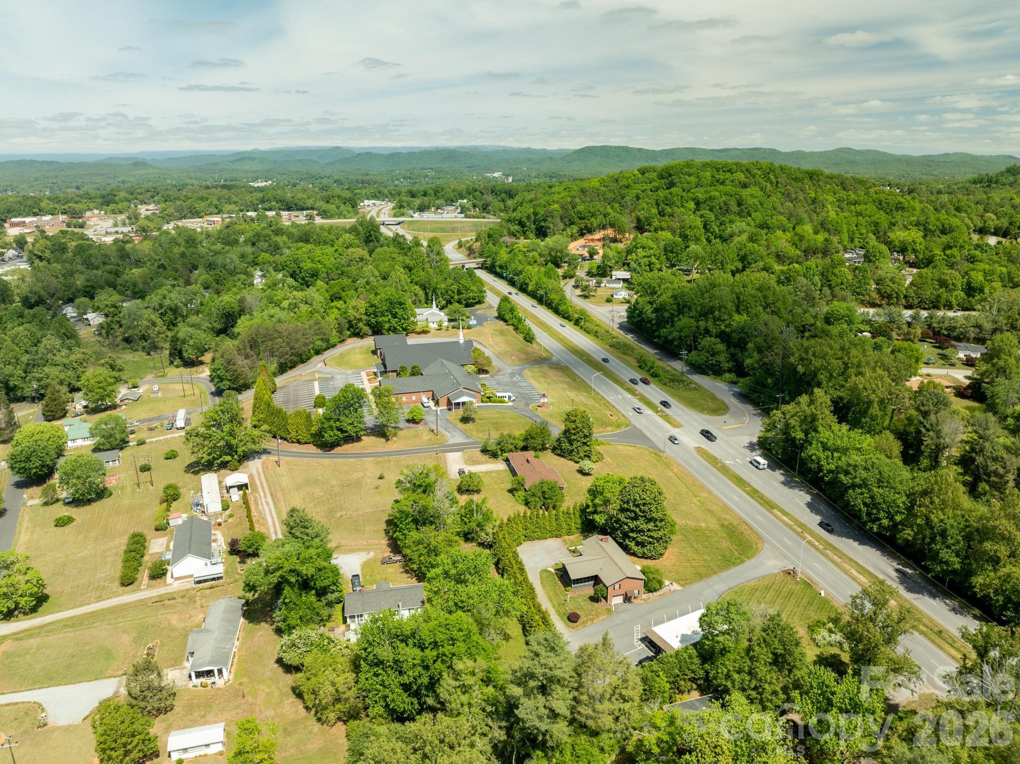 1818 Hickory Boulevard SW — Lenoir