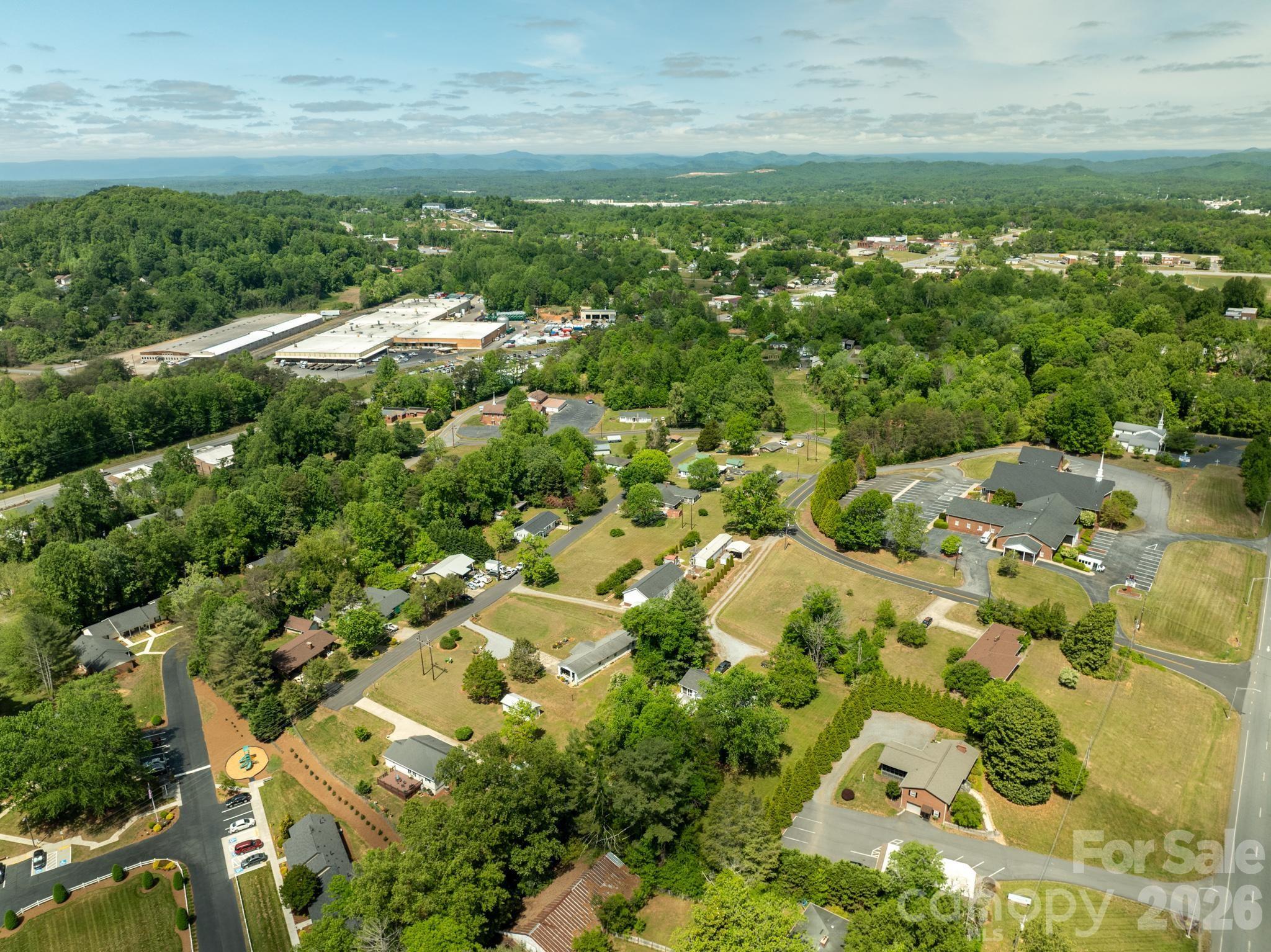 1818 Hickory Boulevard SW — Lenoir