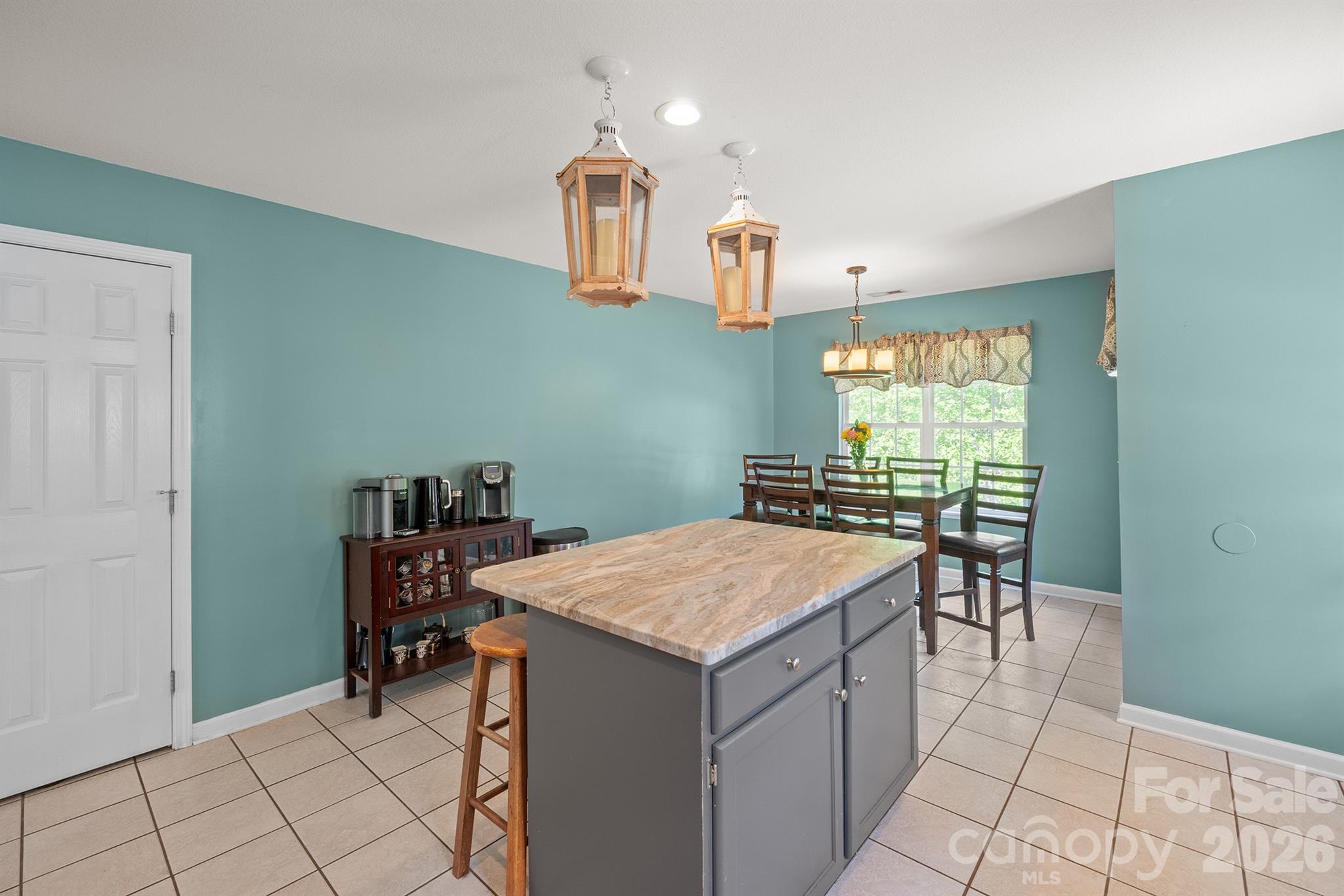 275 Treebark Road — Statesville