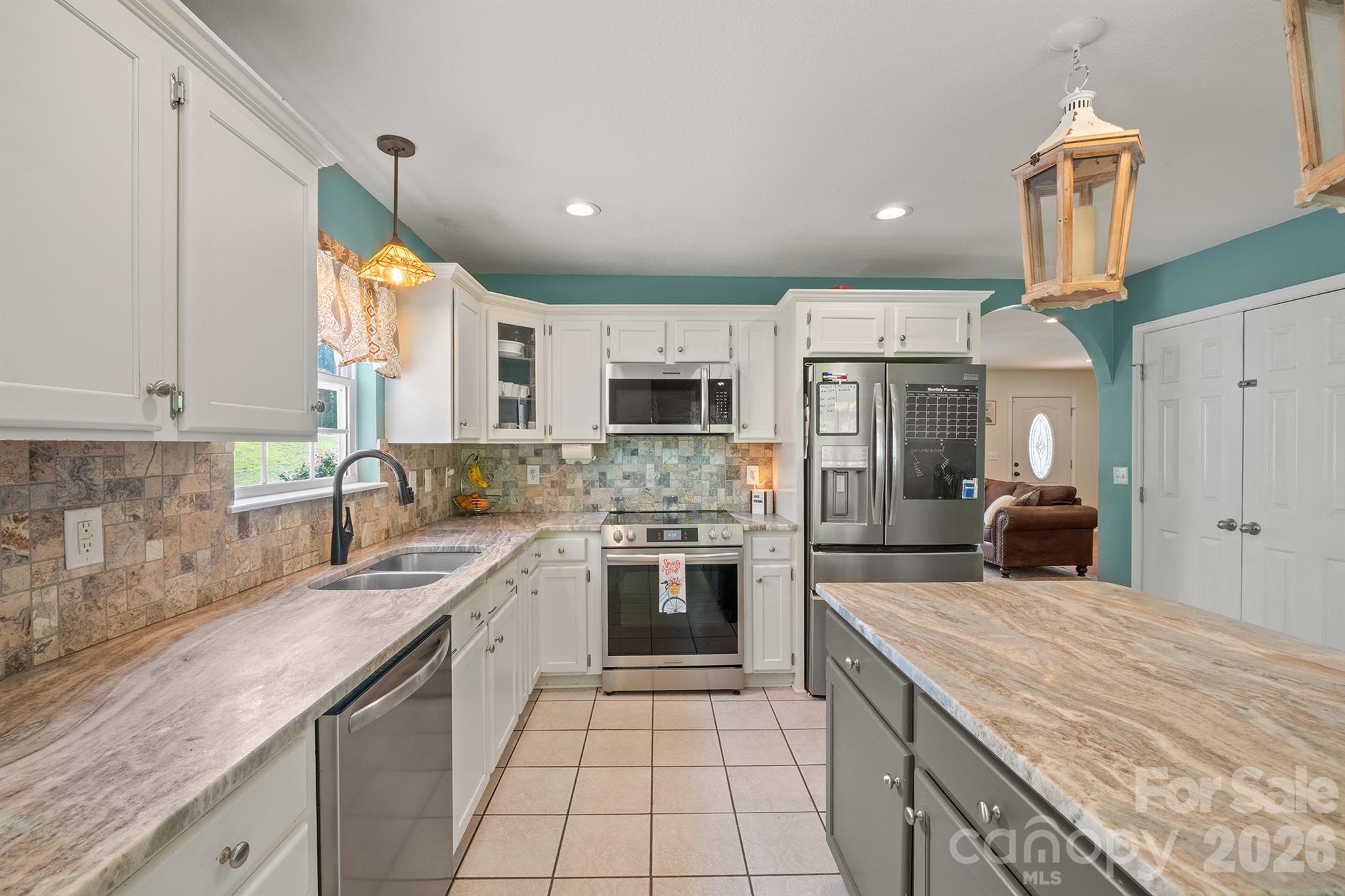 275 Treebark Road — Statesville