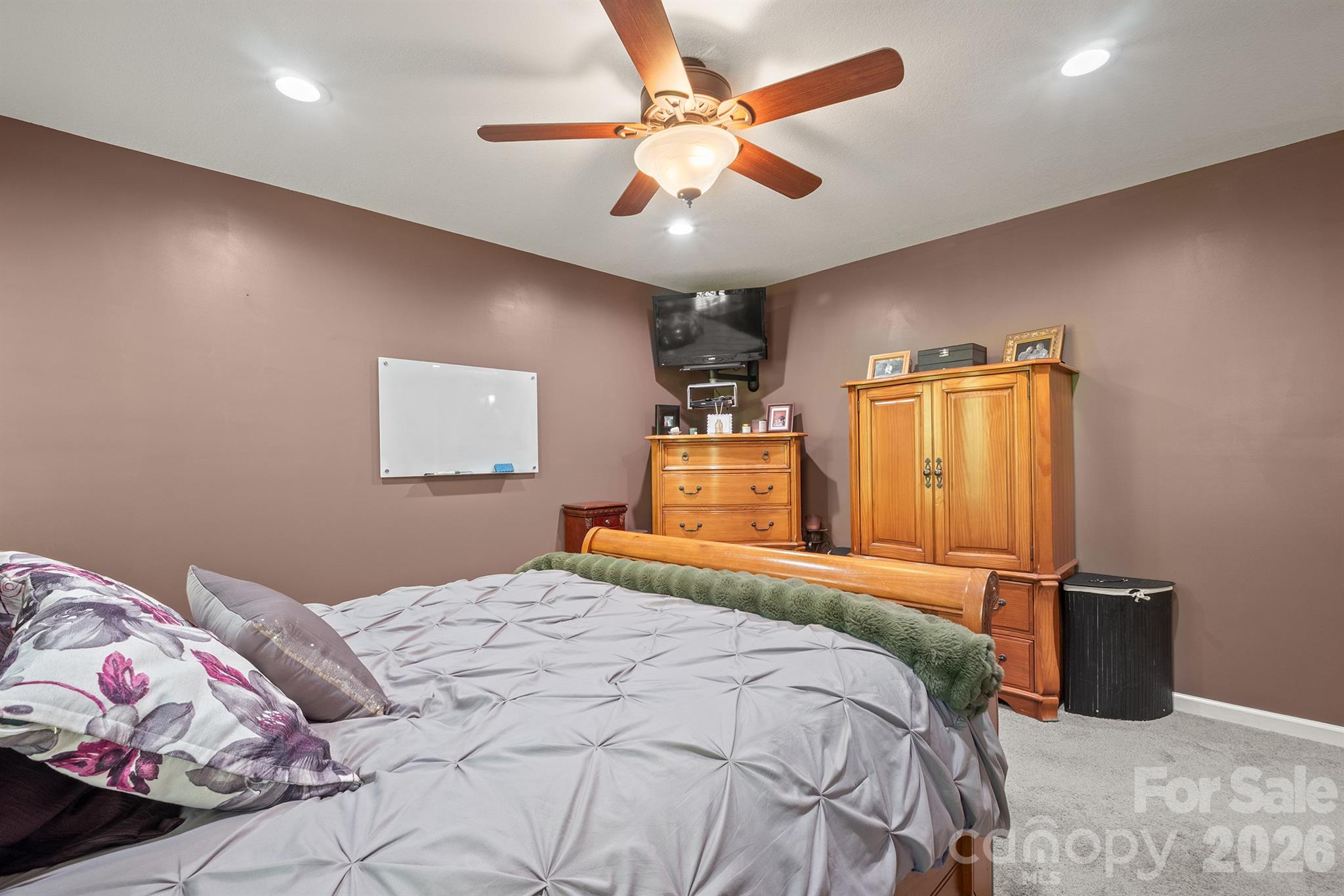 275 Treebark Road — Statesville