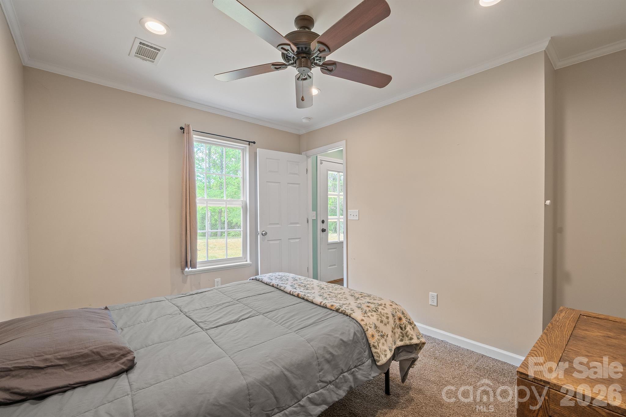 275 Treebark Road — Statesville