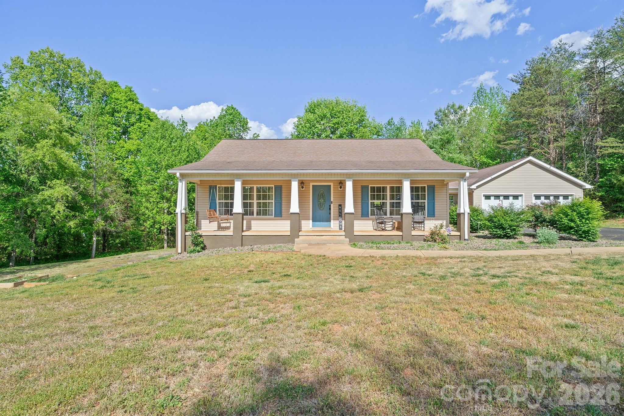 275 Treebark Road — Statesville