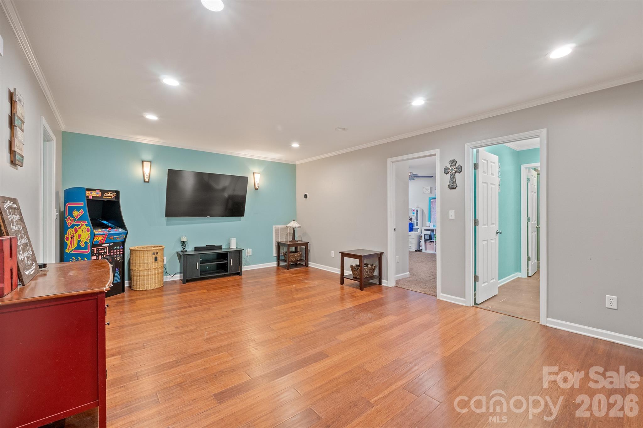 275 Treebark Road — Statesville