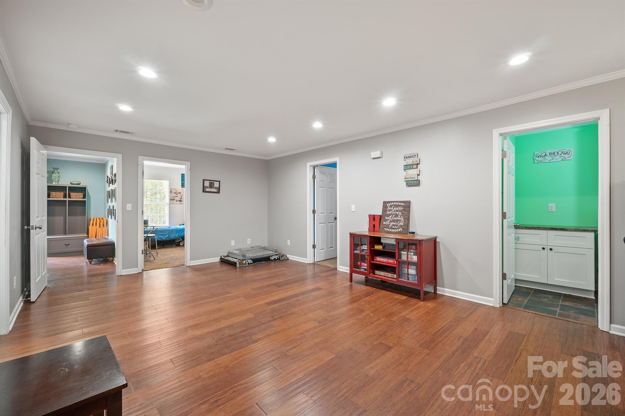 275 Treebark Road — Statesville