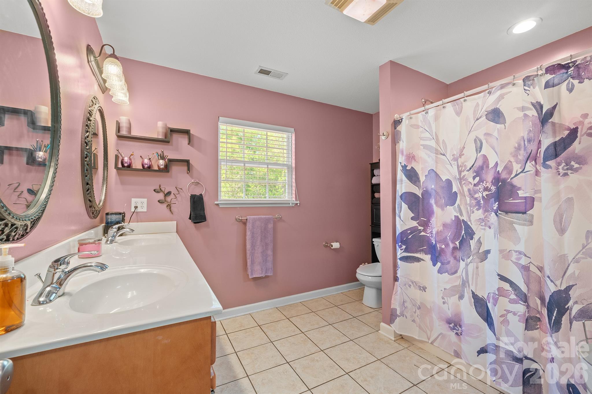 275 Treebark Road — Statesville
