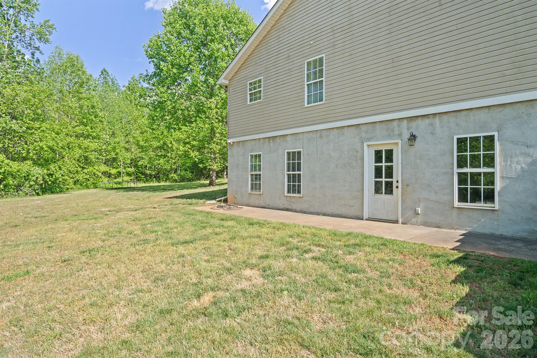 275 Treebark Road — Statesville