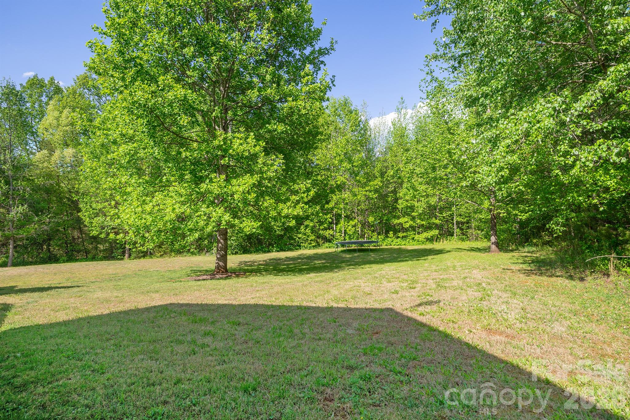 275 Treebark Road — Statesville