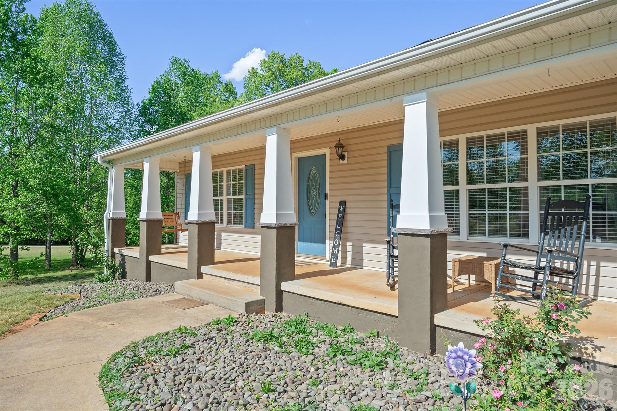 275 Treebark Road — Statesville