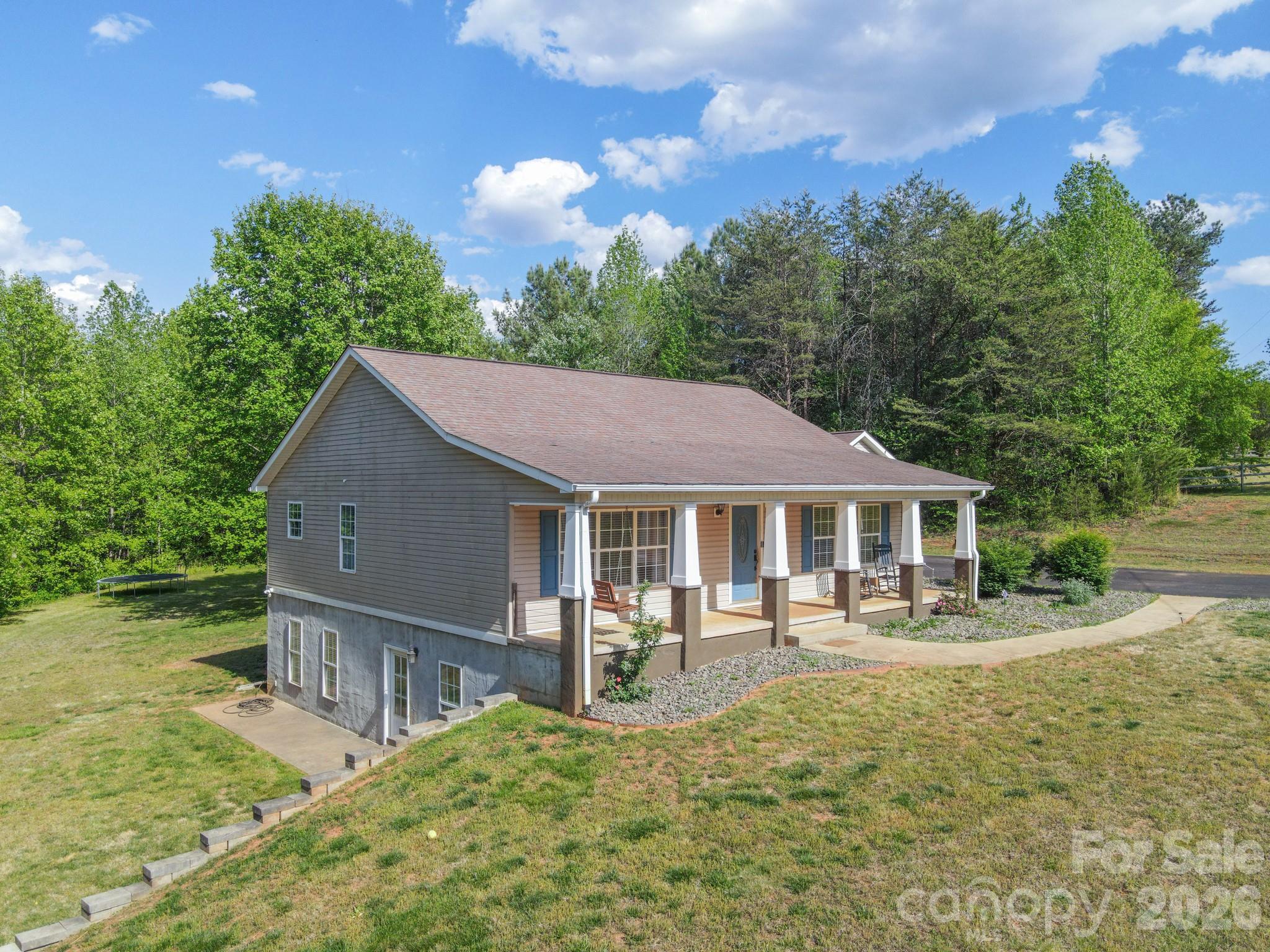275 Treebark Road — Statesville