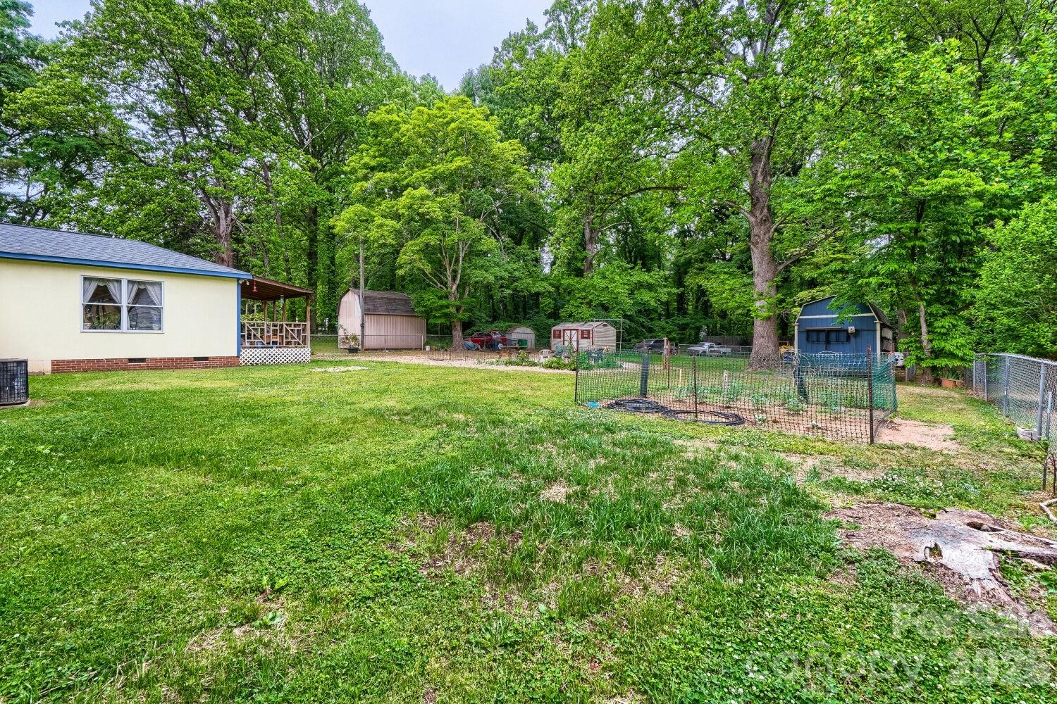 3917 Lake Road — Charlotte