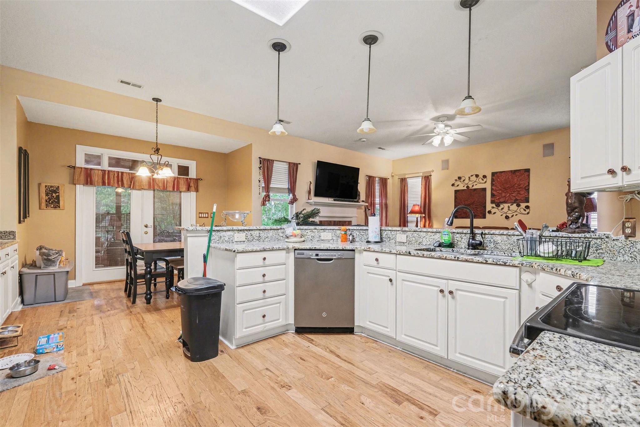 12310 Panthersville Drive — Charlotte