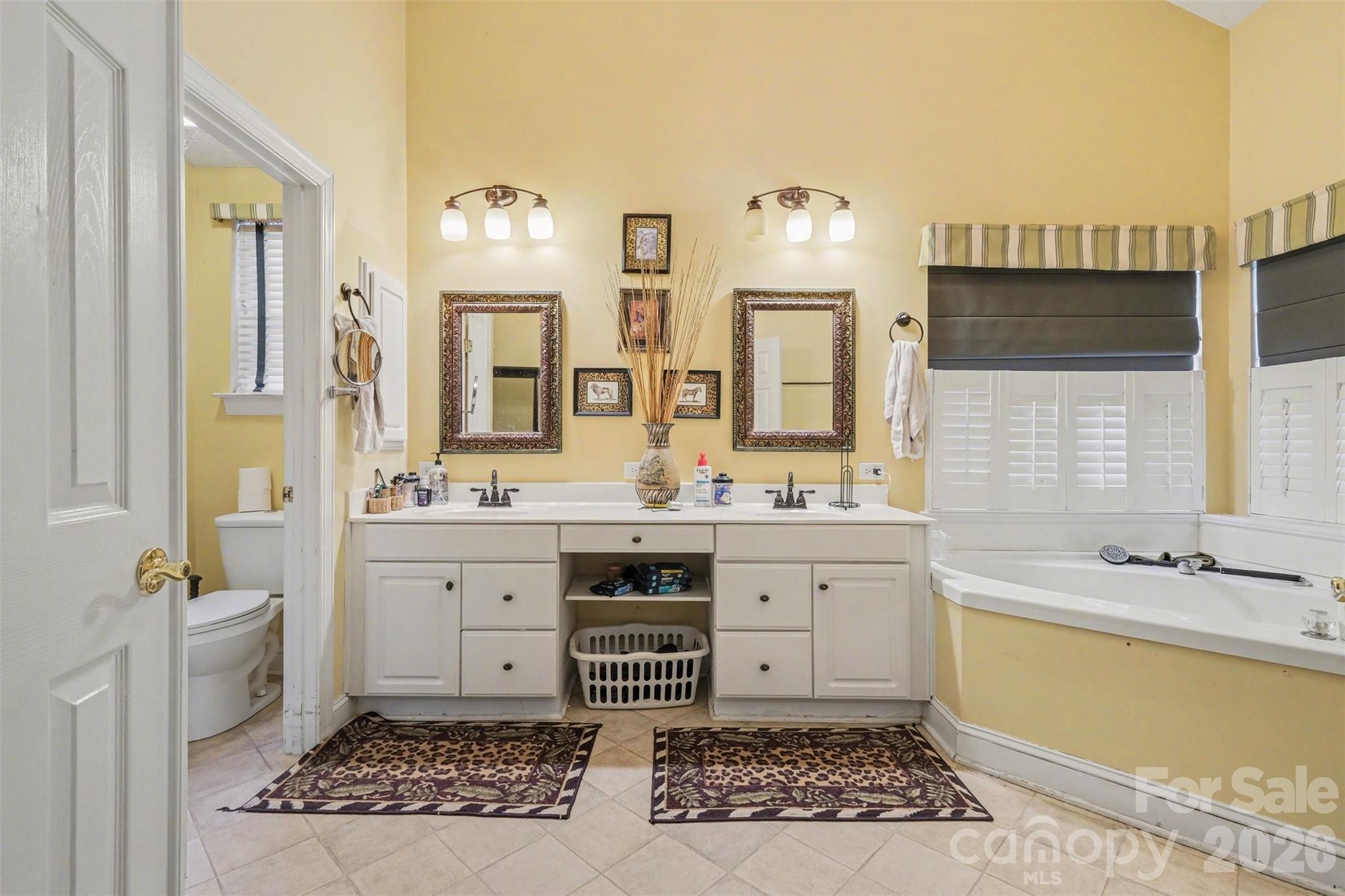 12310 Panthersville Drive — Charlotte