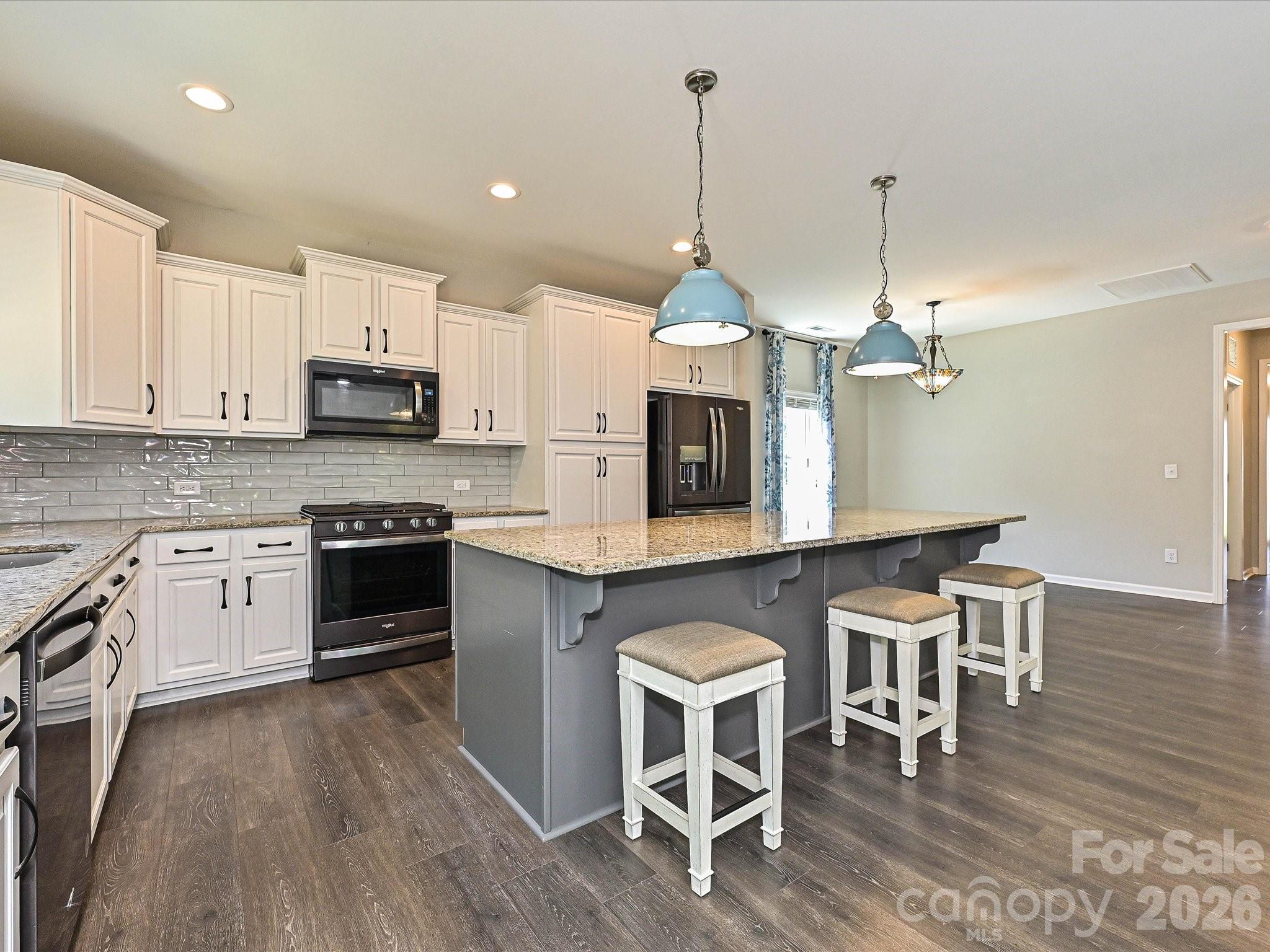 25622 Seagull Drive — Lancaster