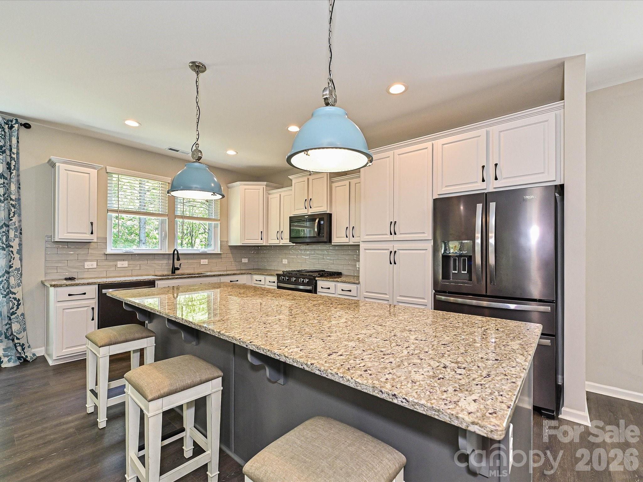 25622 Seagull Drive — Lancaster
