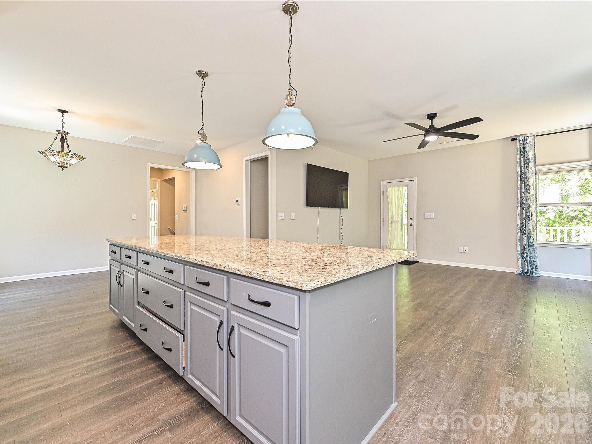 25622 Seagull Drive — Lancaster