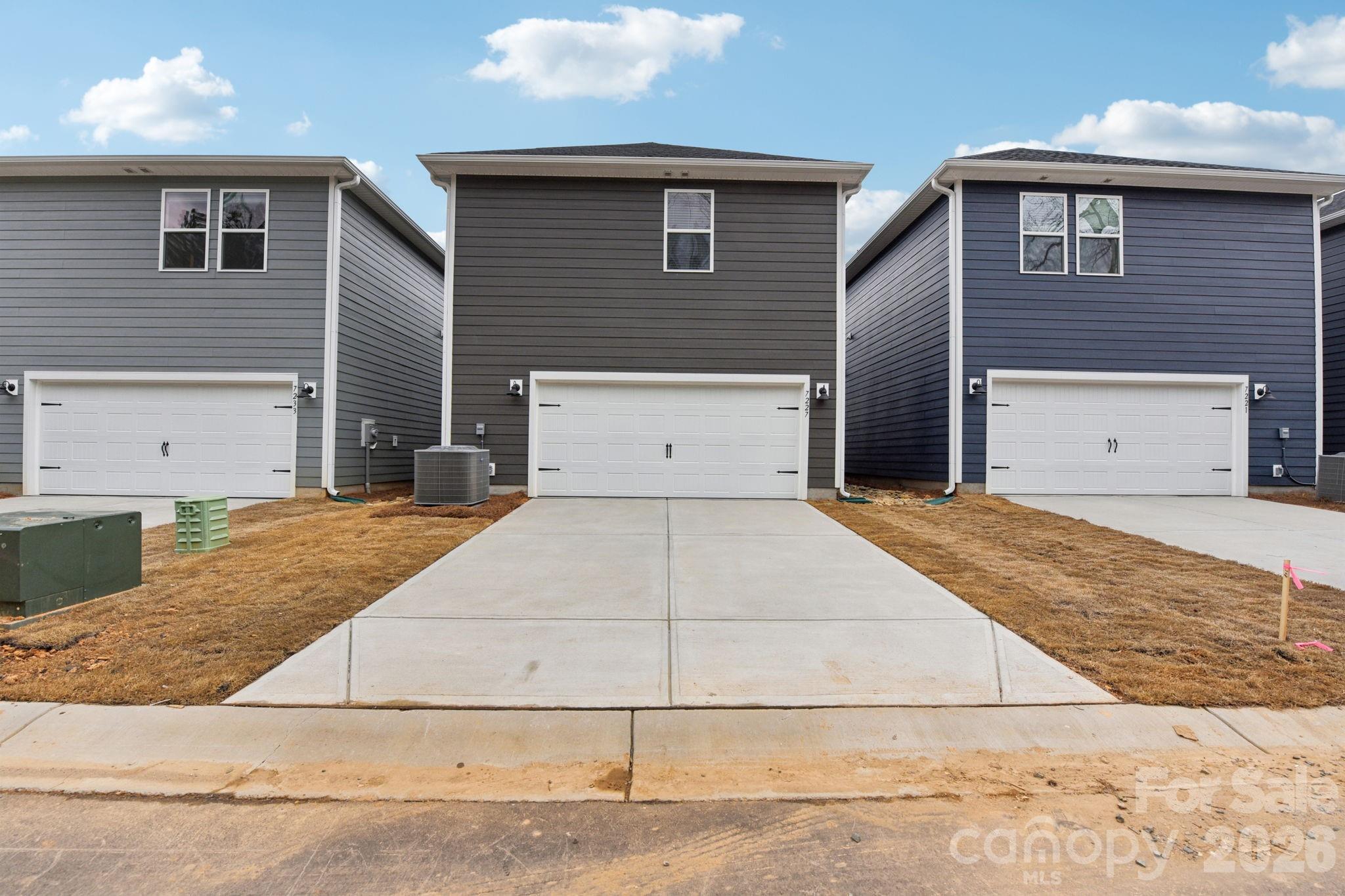 7268 Yardley Street — Gastonia