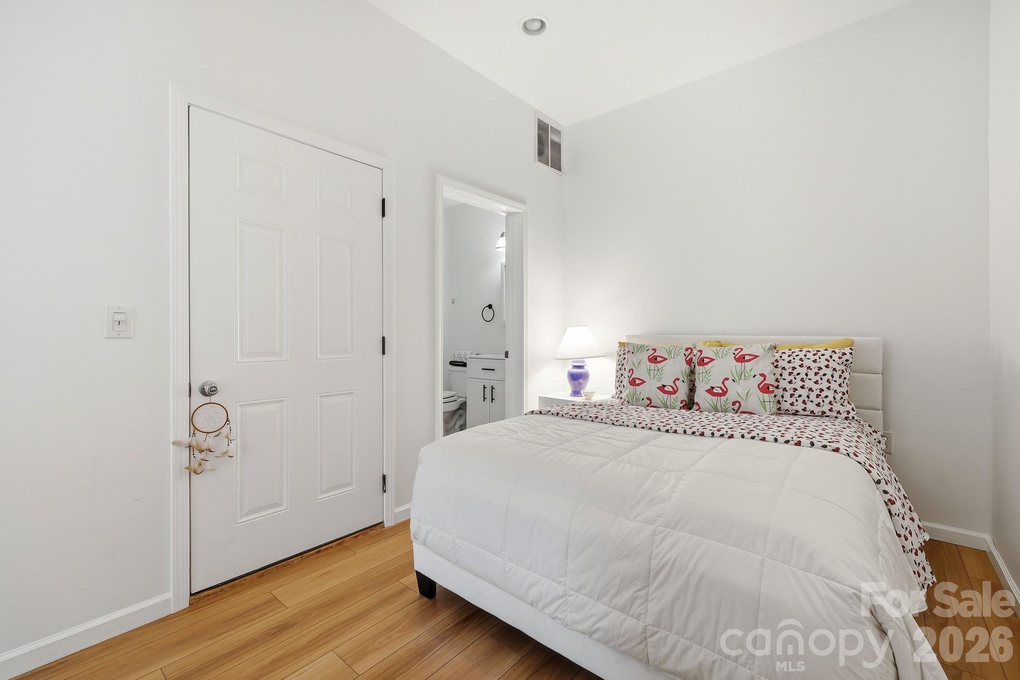 5 Terrace Court — Asheville