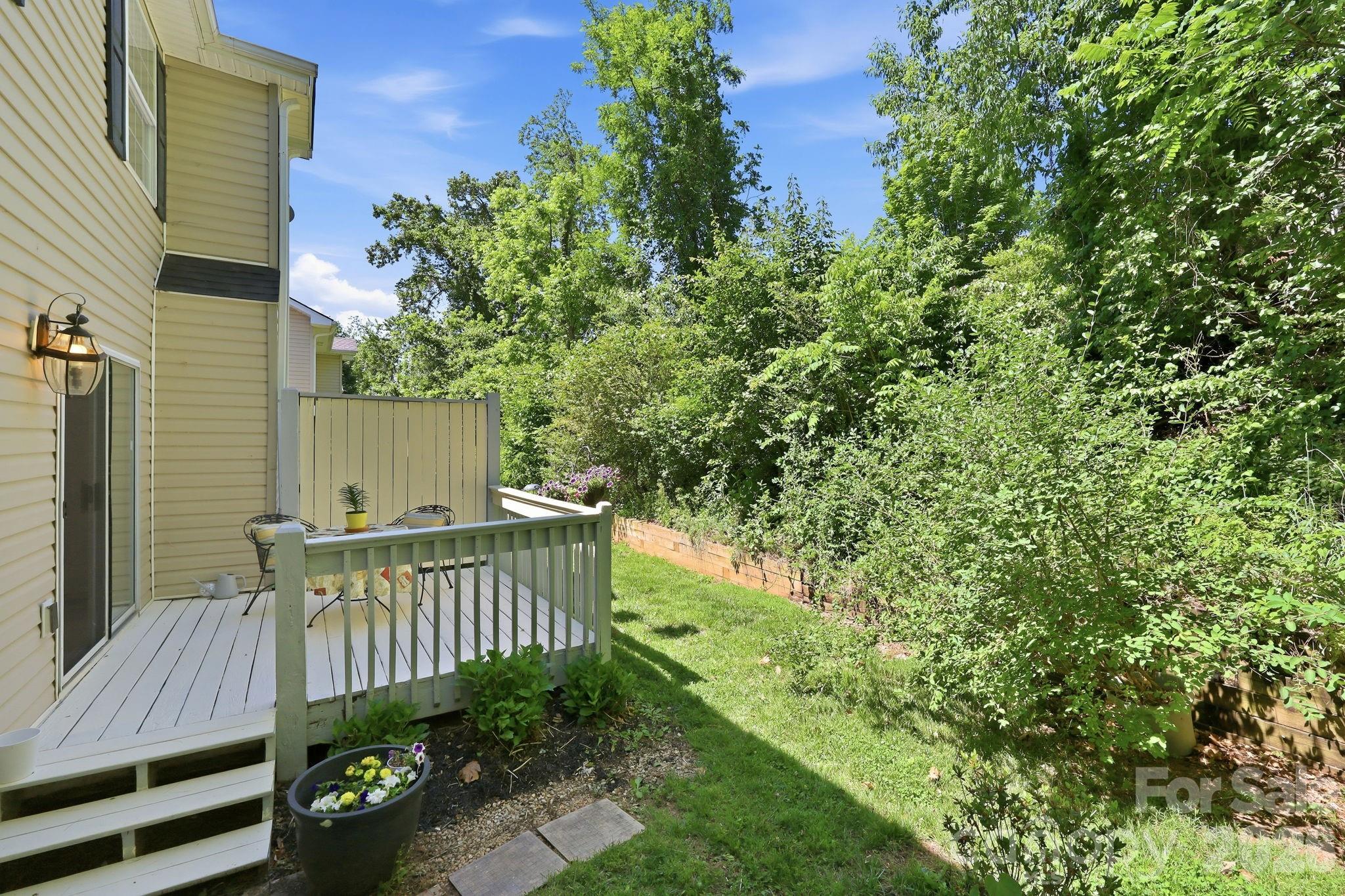 5 Terrace Court — Asheville