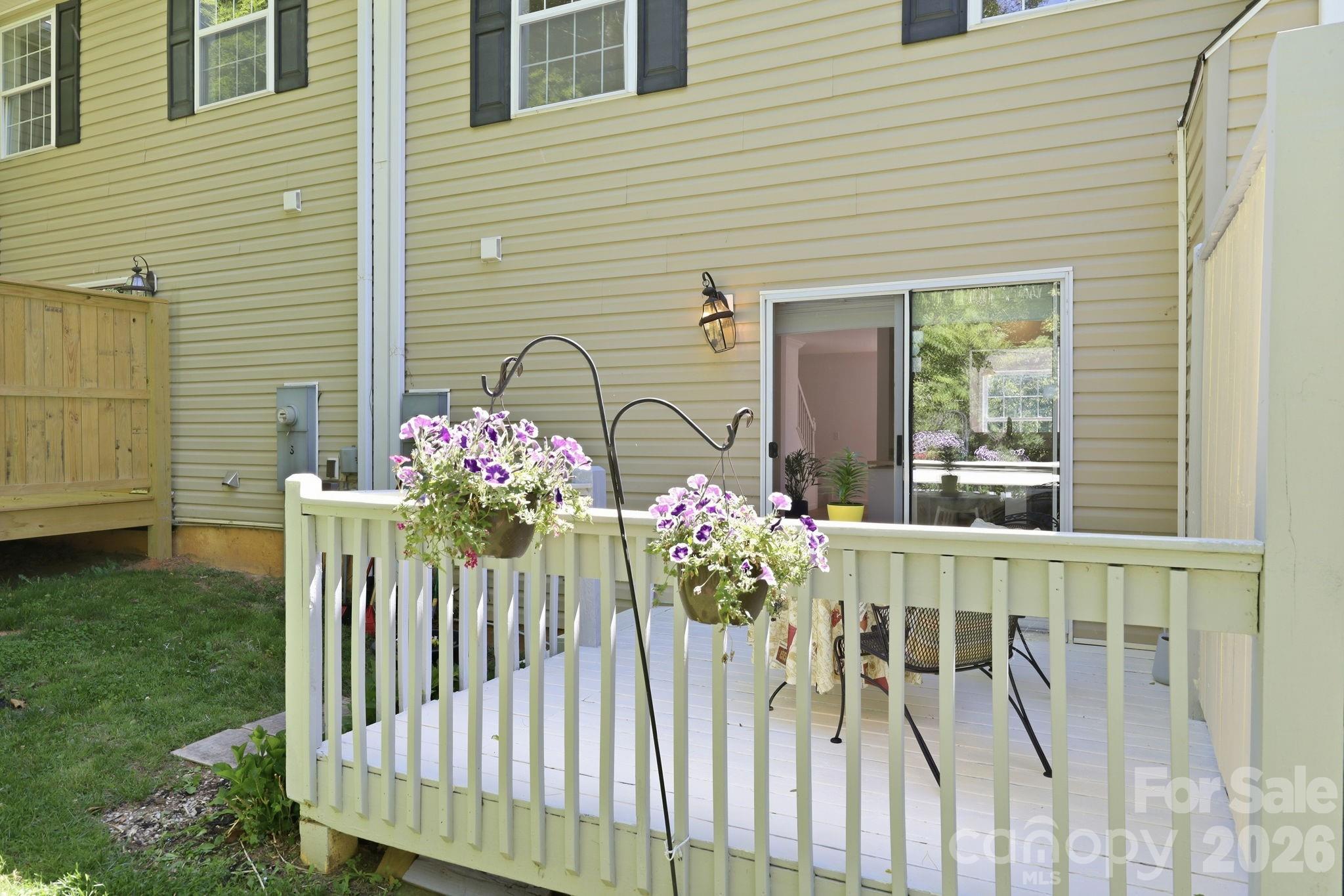 5 Terrace Court — Asheville