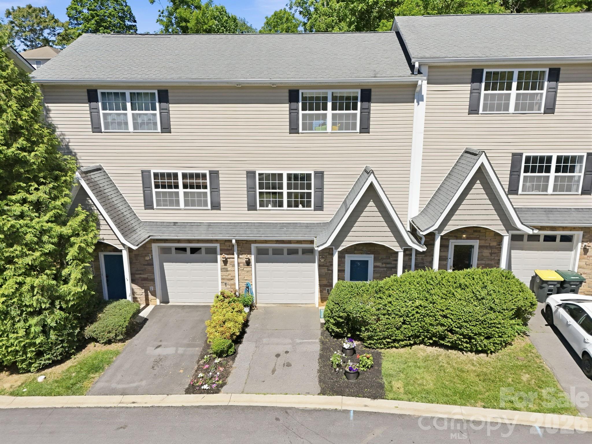 5 Terrace Court — Asheville