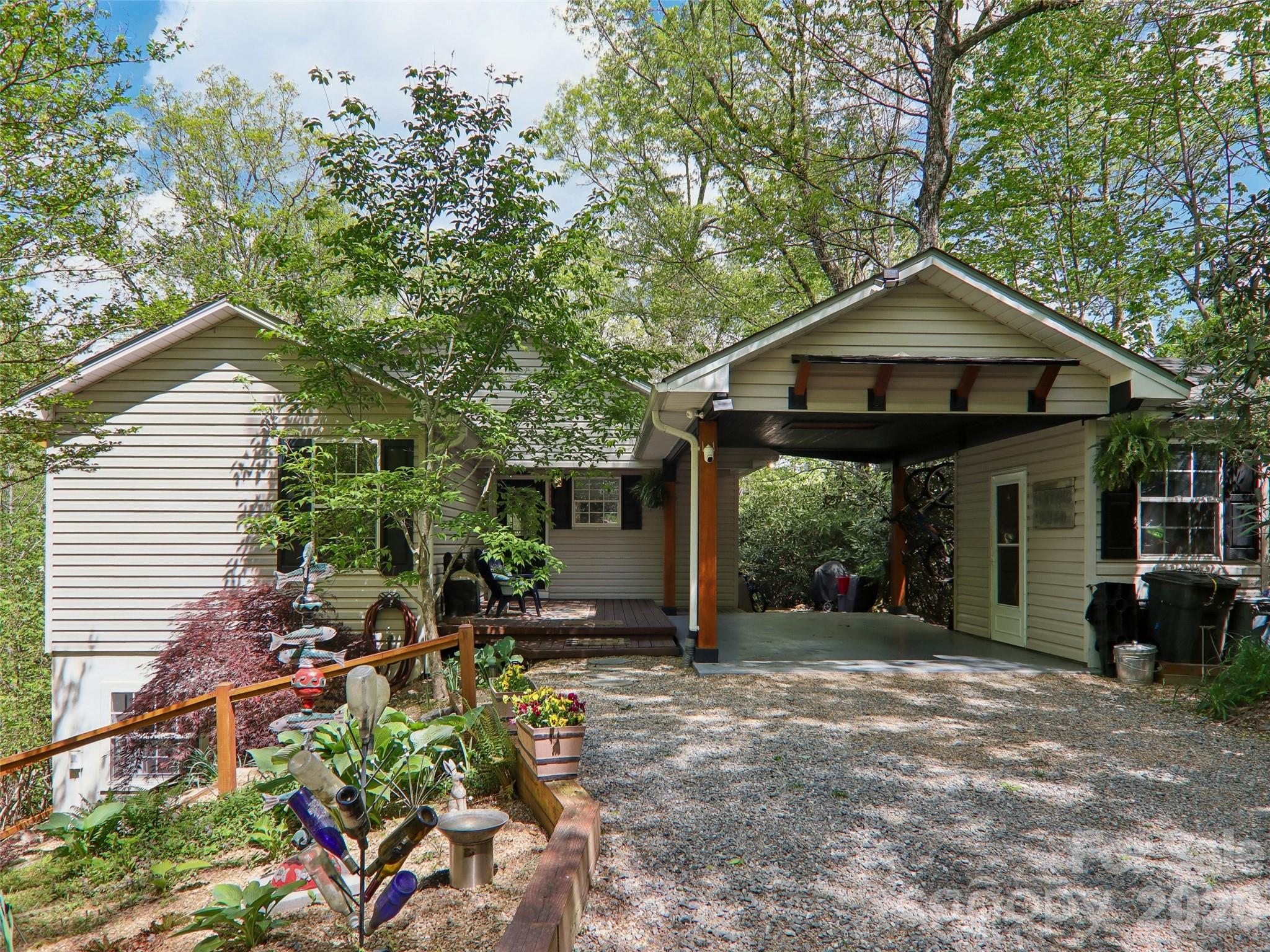 554 Pisgah Forest Drive — Pisgah Forest